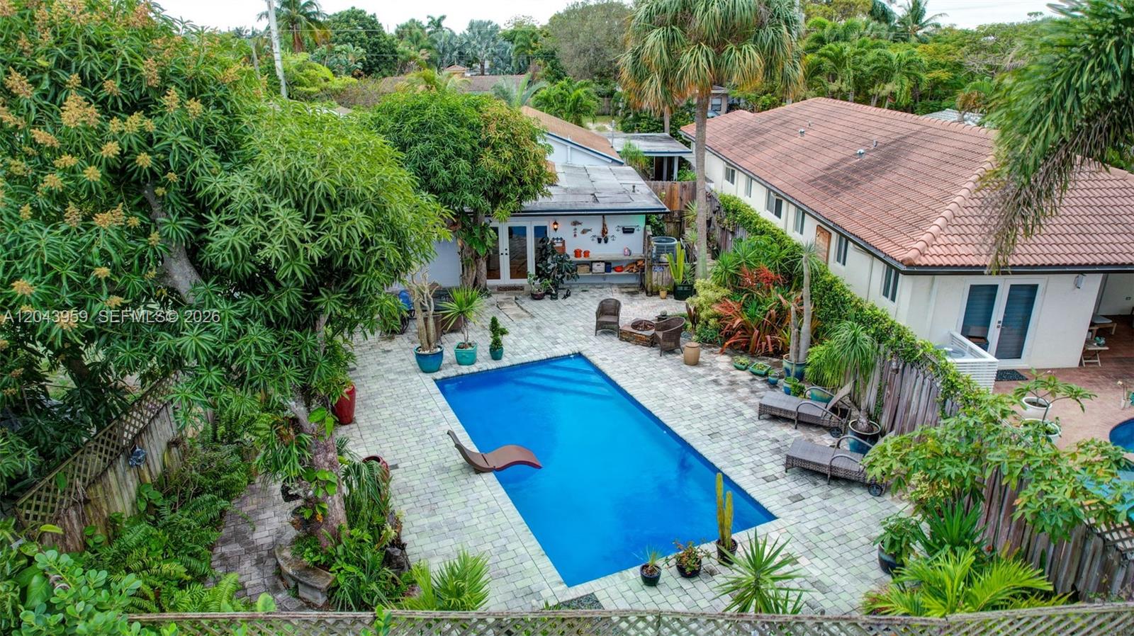 1401 NE 33rd Street