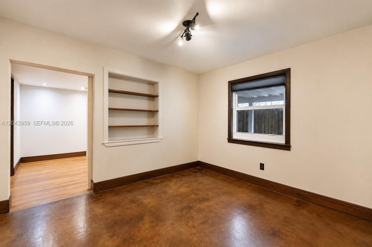 1401 NE 33rd Street