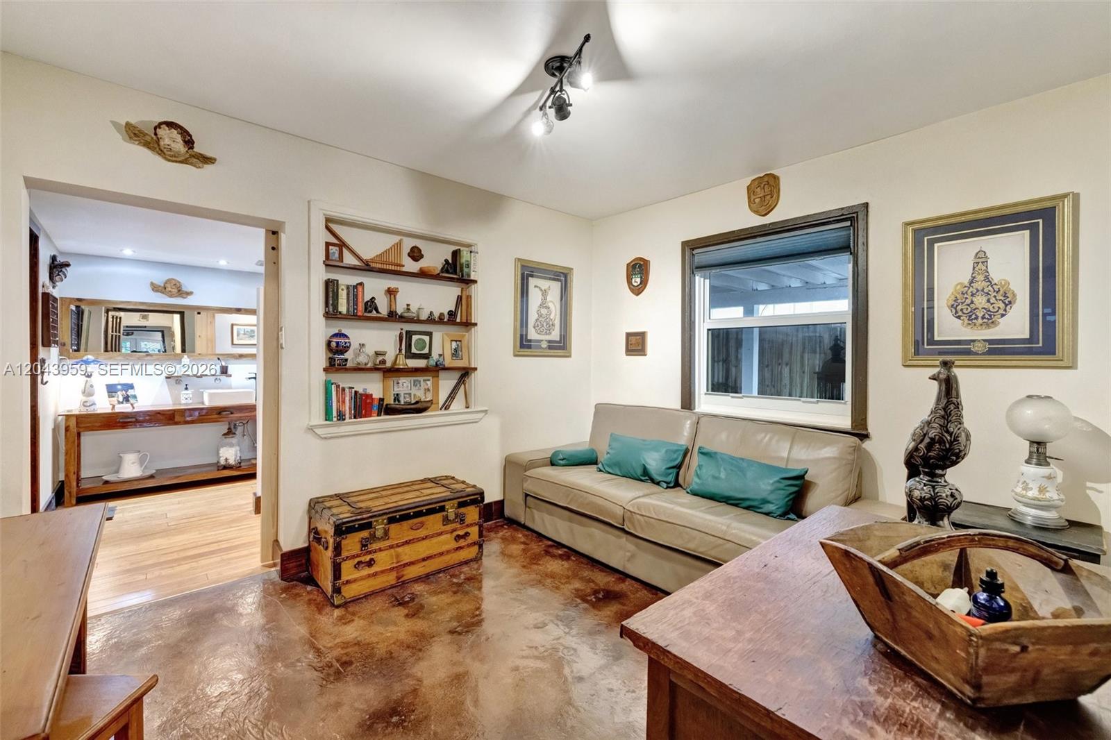 1401 NE 33rd Street