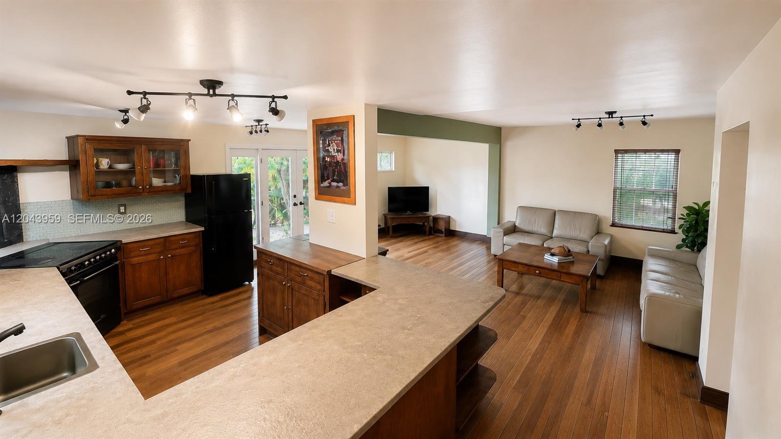 1401 NE 33rd Street