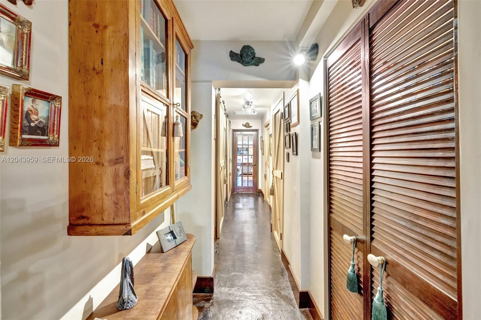 1401 NE 33rd Street