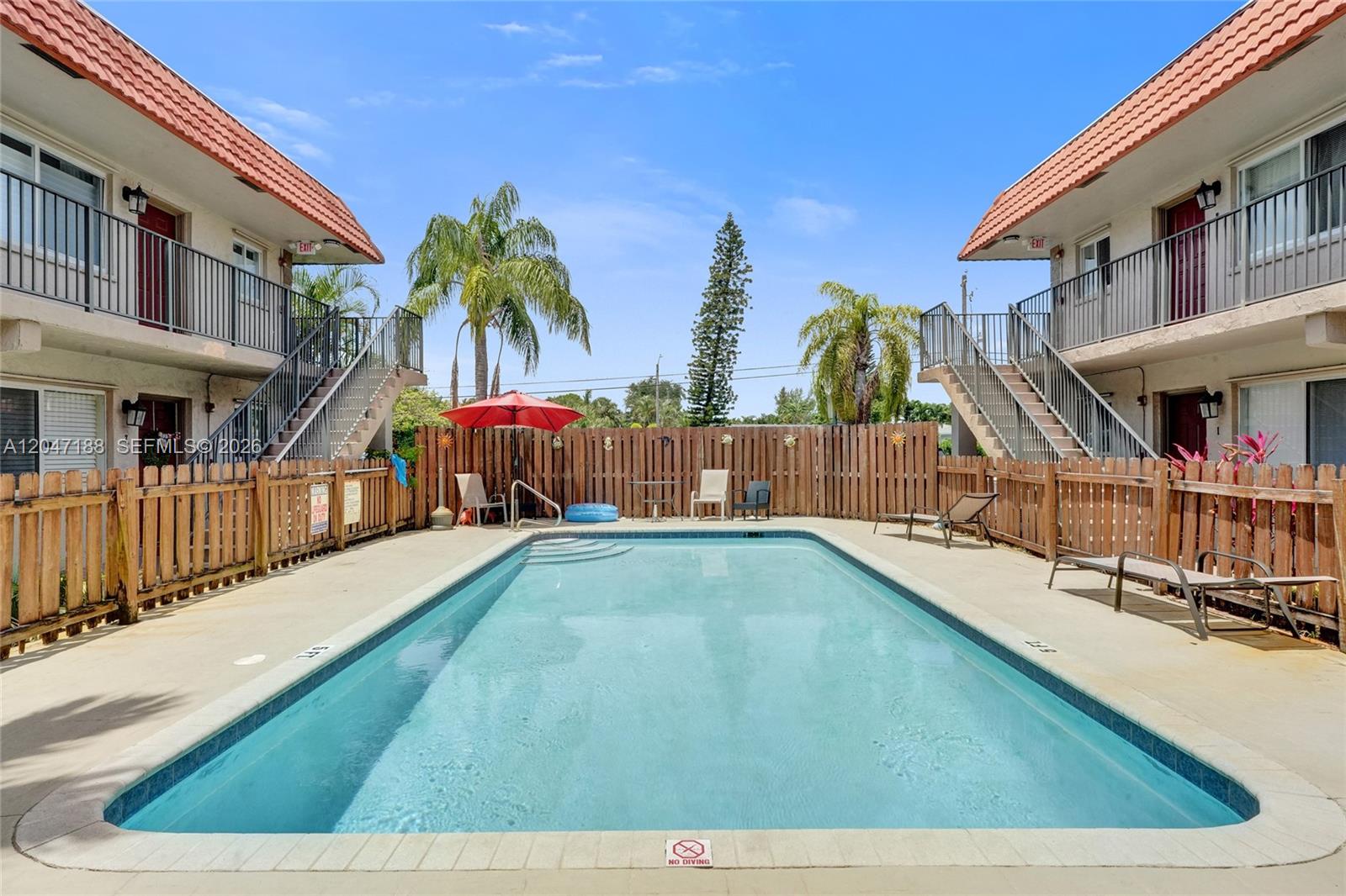 3050 NE 5th Terrace 13
