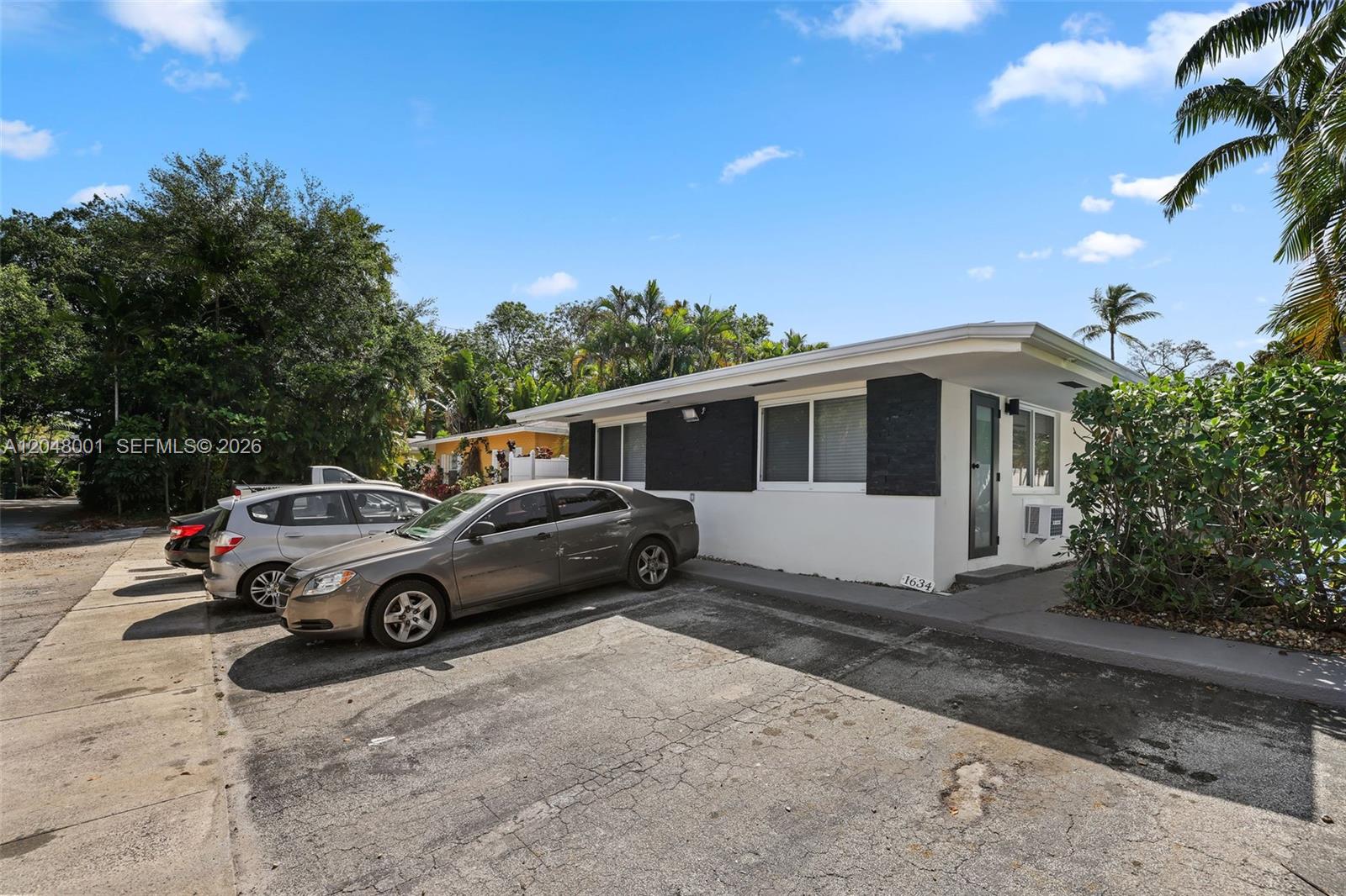 1634 NE 4th Place