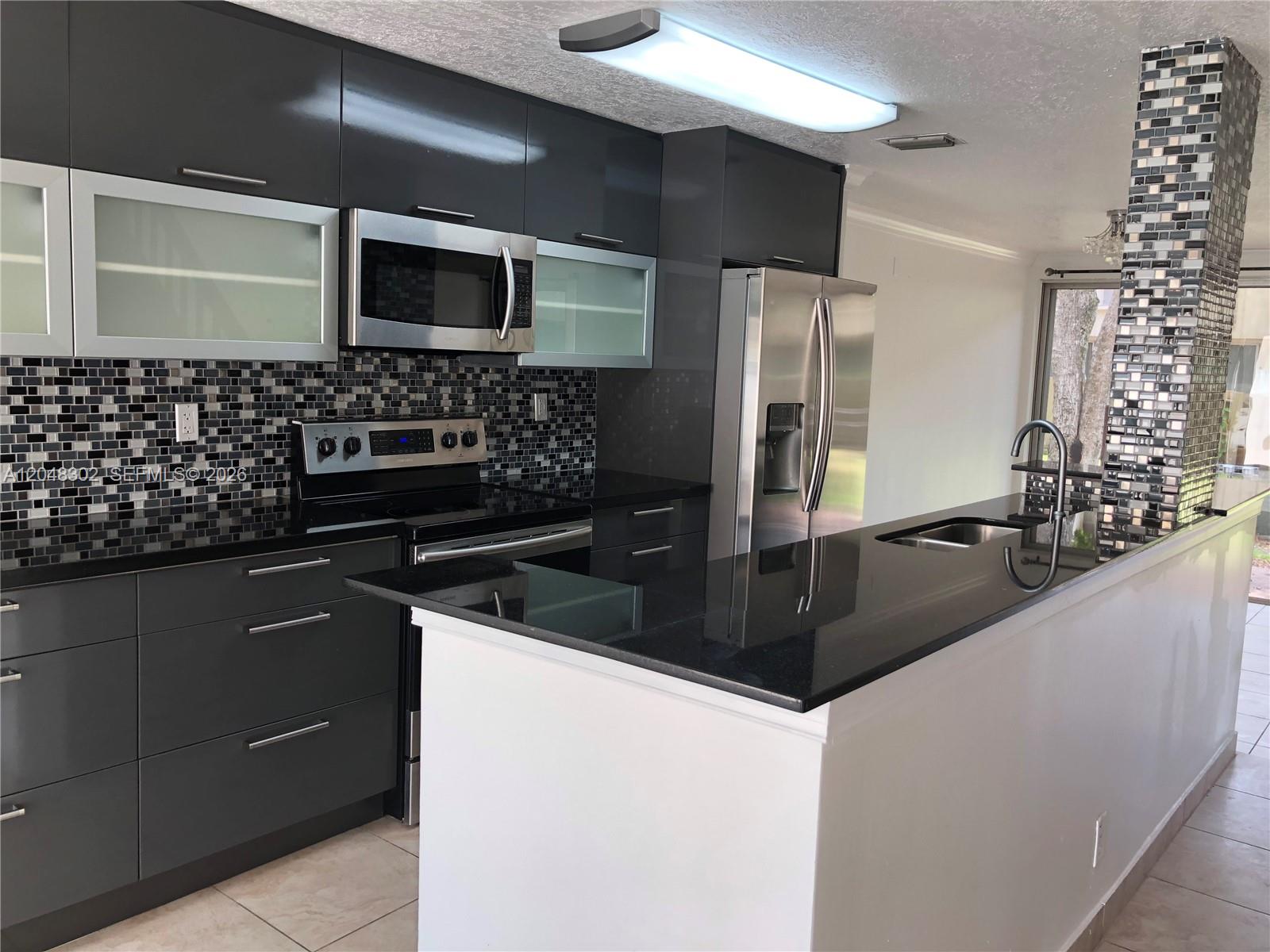 836 NW 82nd Avenue 3