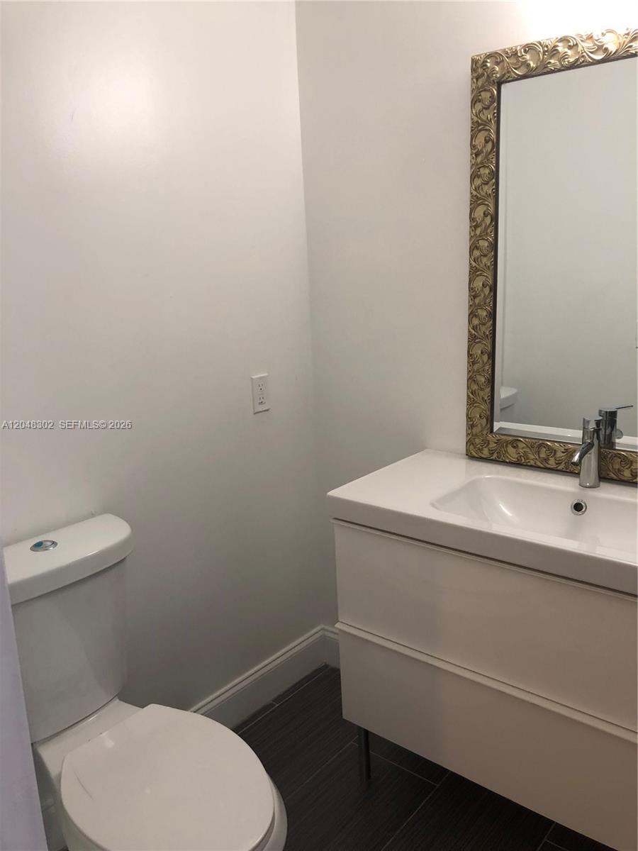 836 NW 82nd Avenue 3