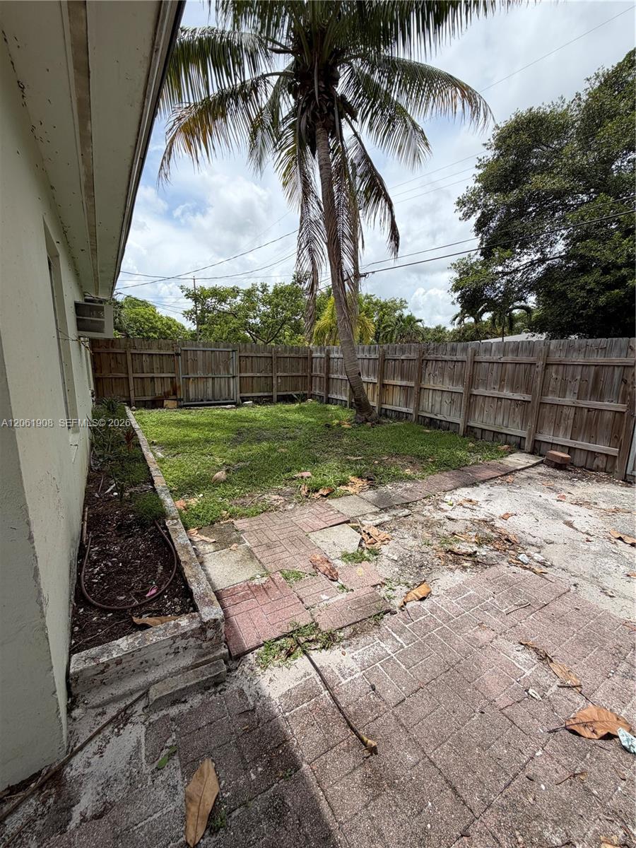 1140 NE 1st Avenue 1140
