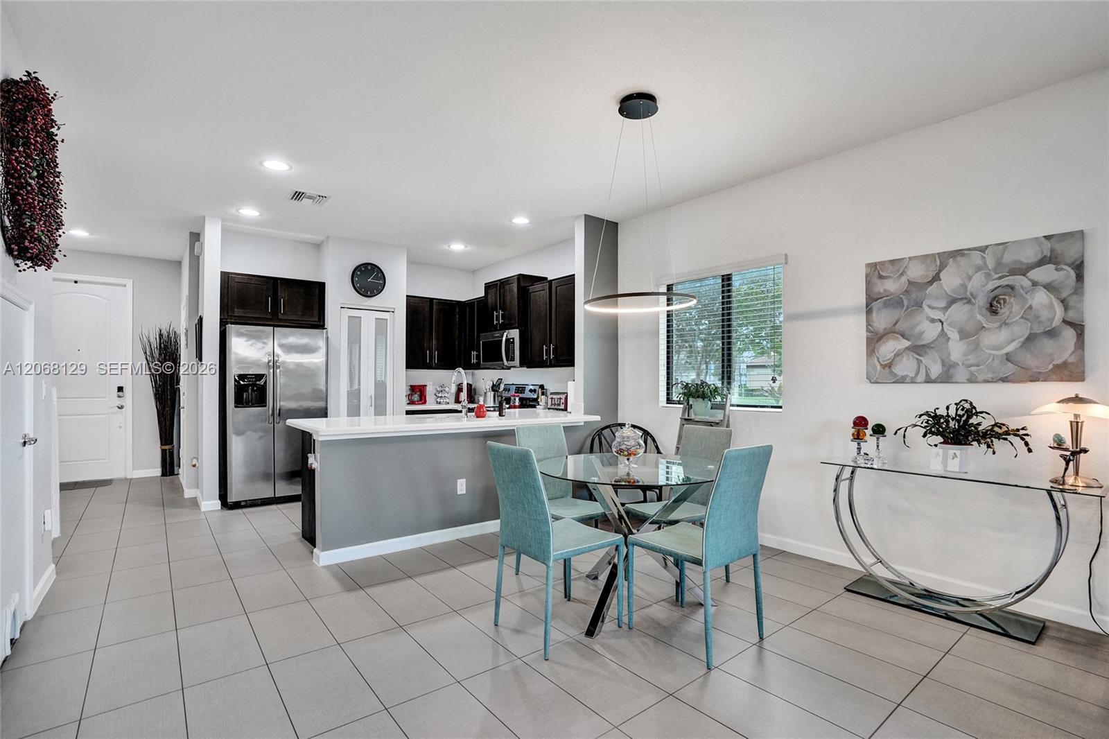 4204 N Dixie Highway 1
