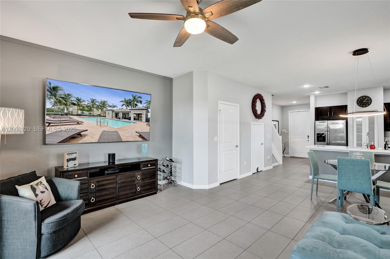 4204 N Dixie Highway 1