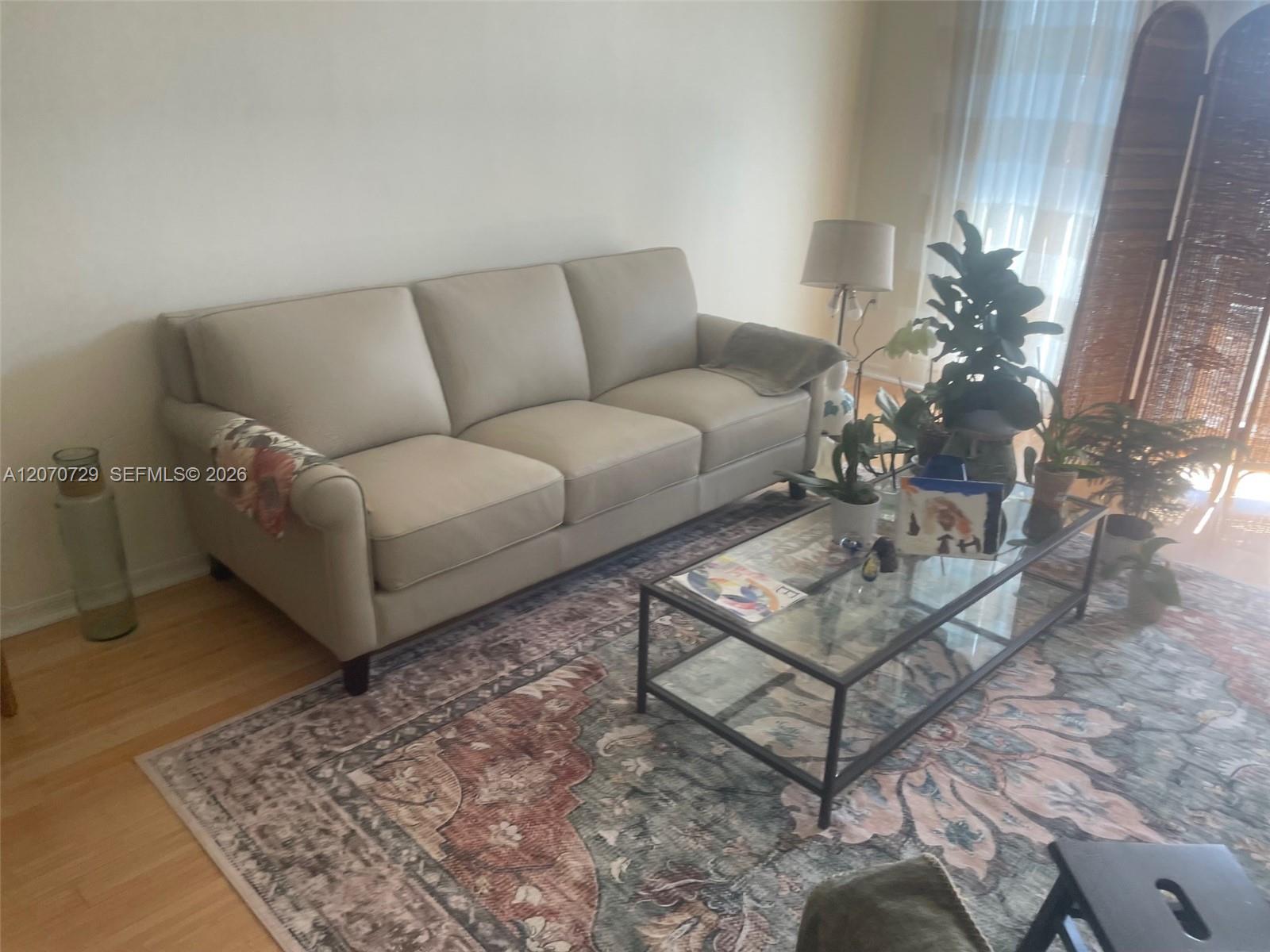 2401 NE 65th Street 511