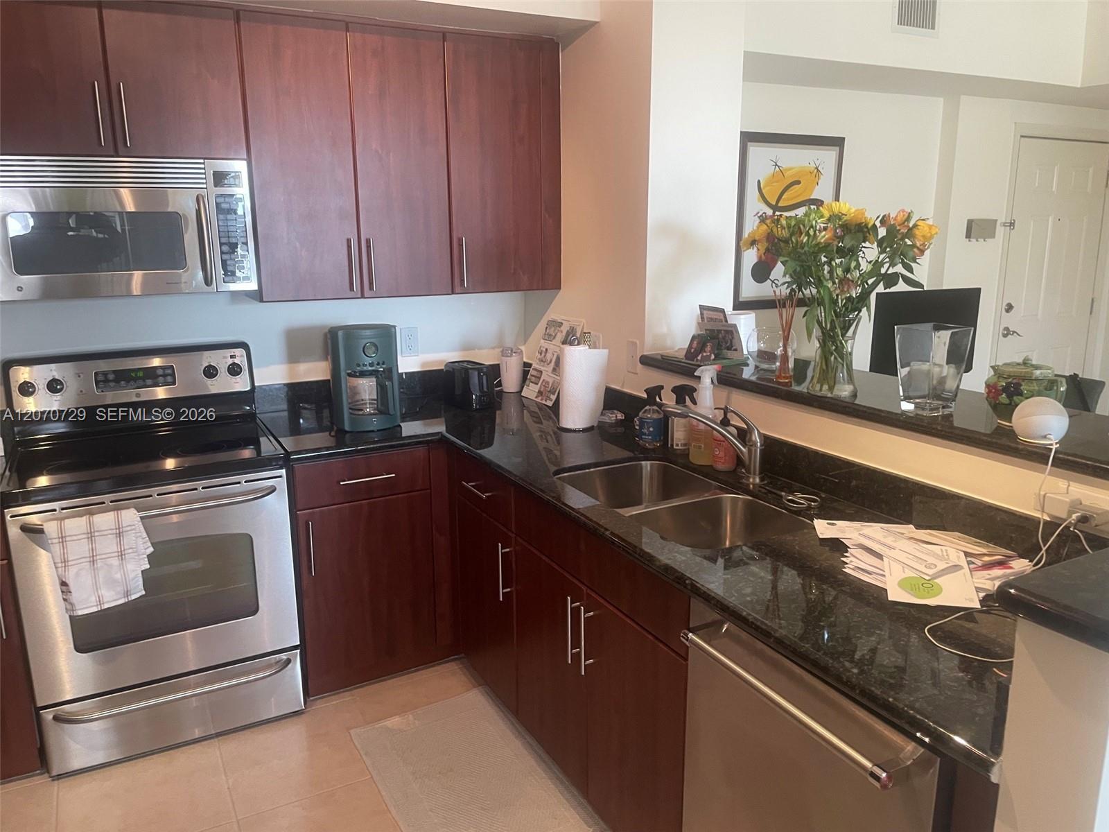 2401 NE 65th Street 511