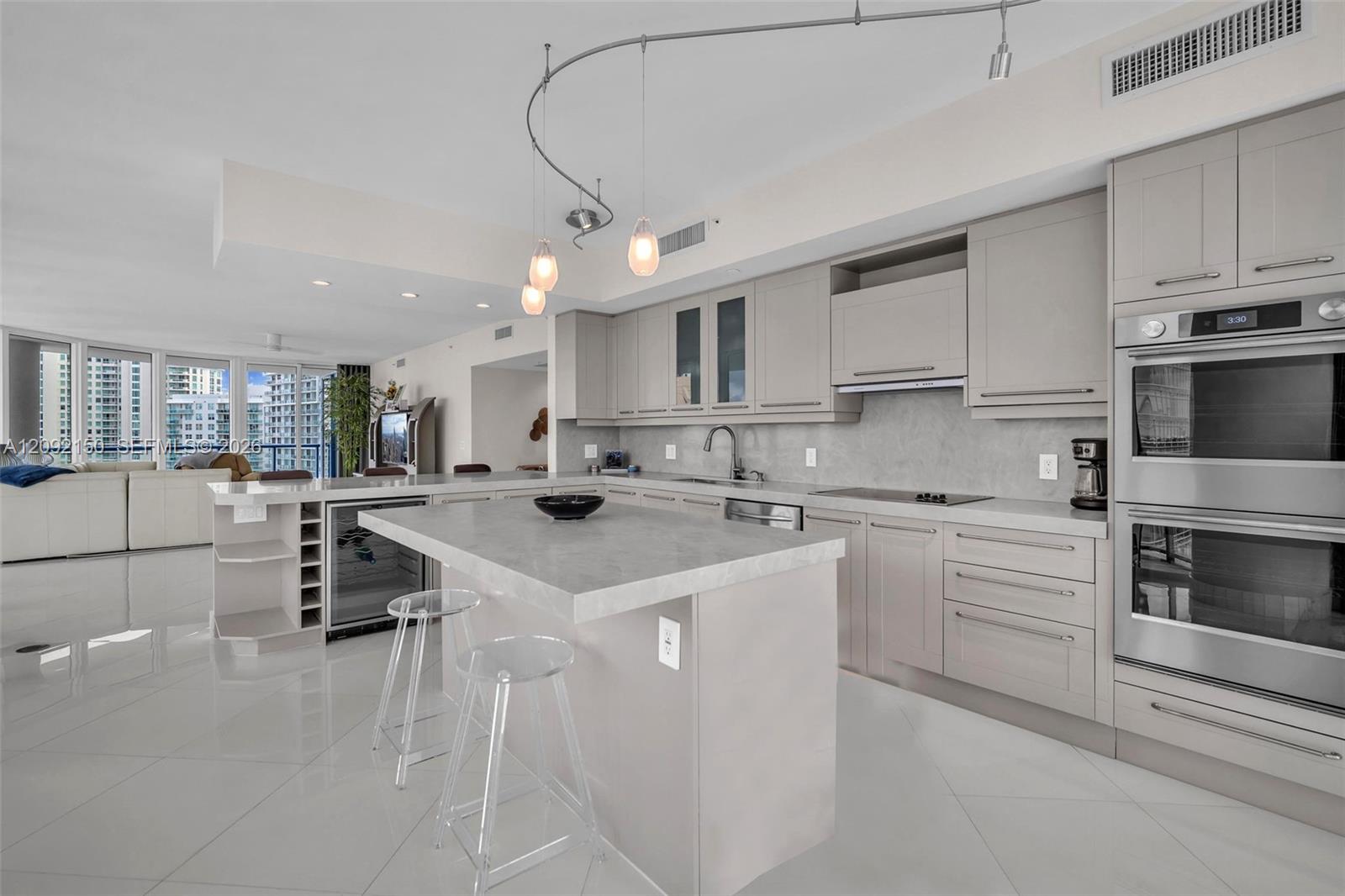 333 Las Olas Way 2807