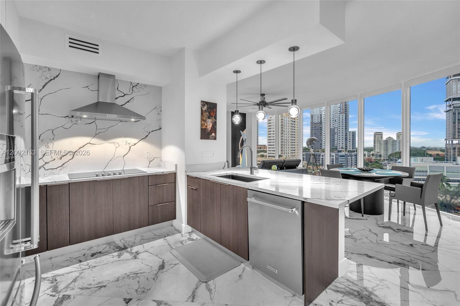 333 Las Olas Way 1207