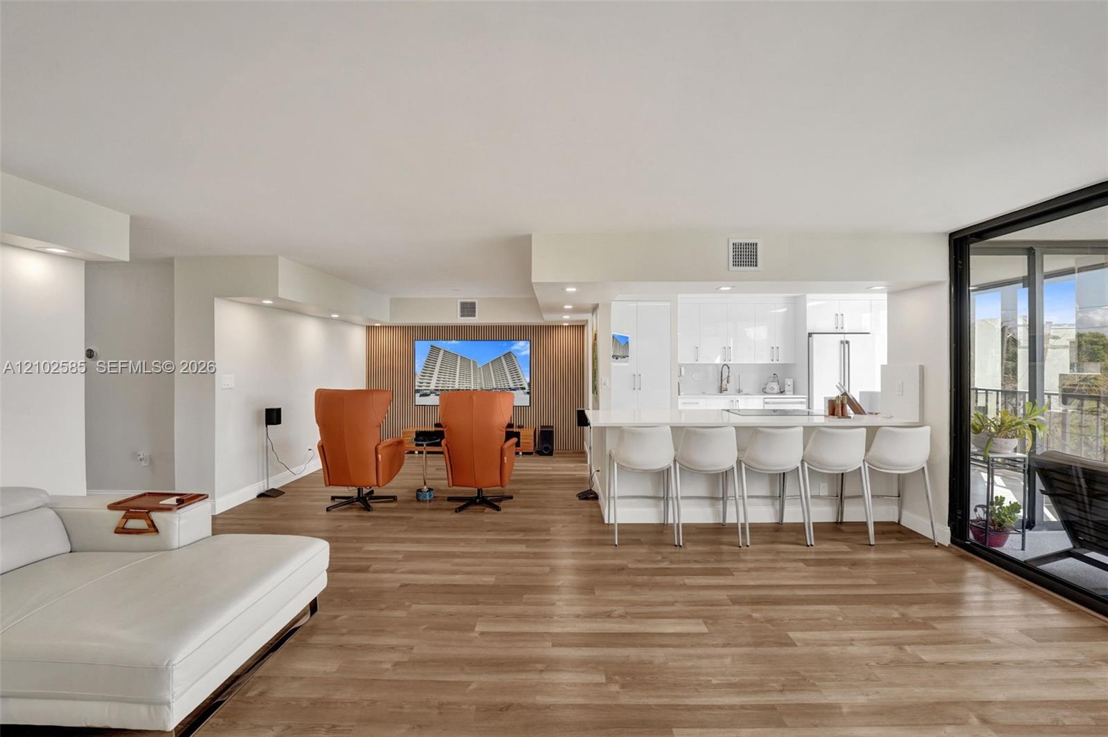 1901 N Ocean Boulevard 3B
