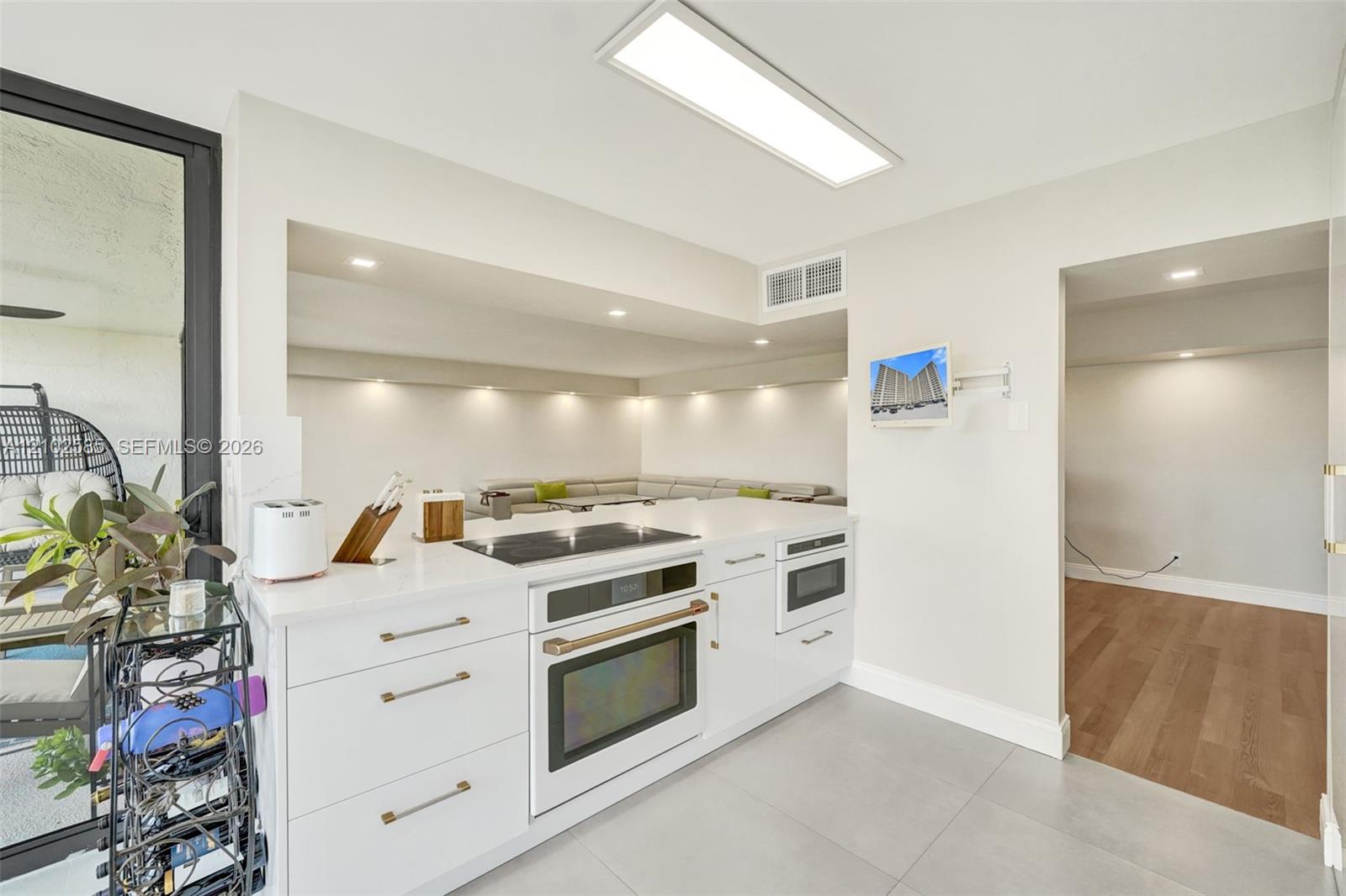 1901 N Ocean Boulevard 3B
