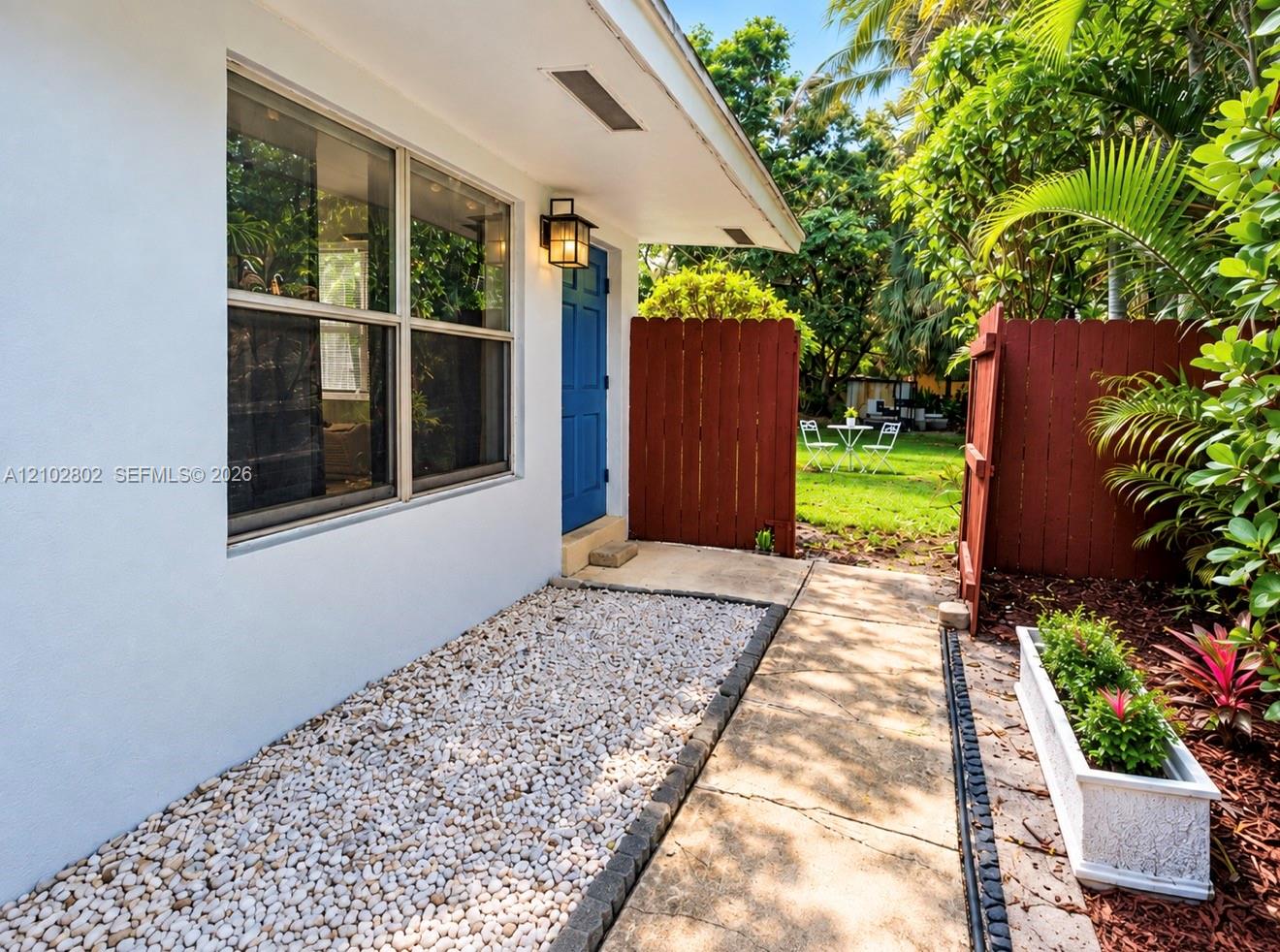 920 NE 40th Street 3