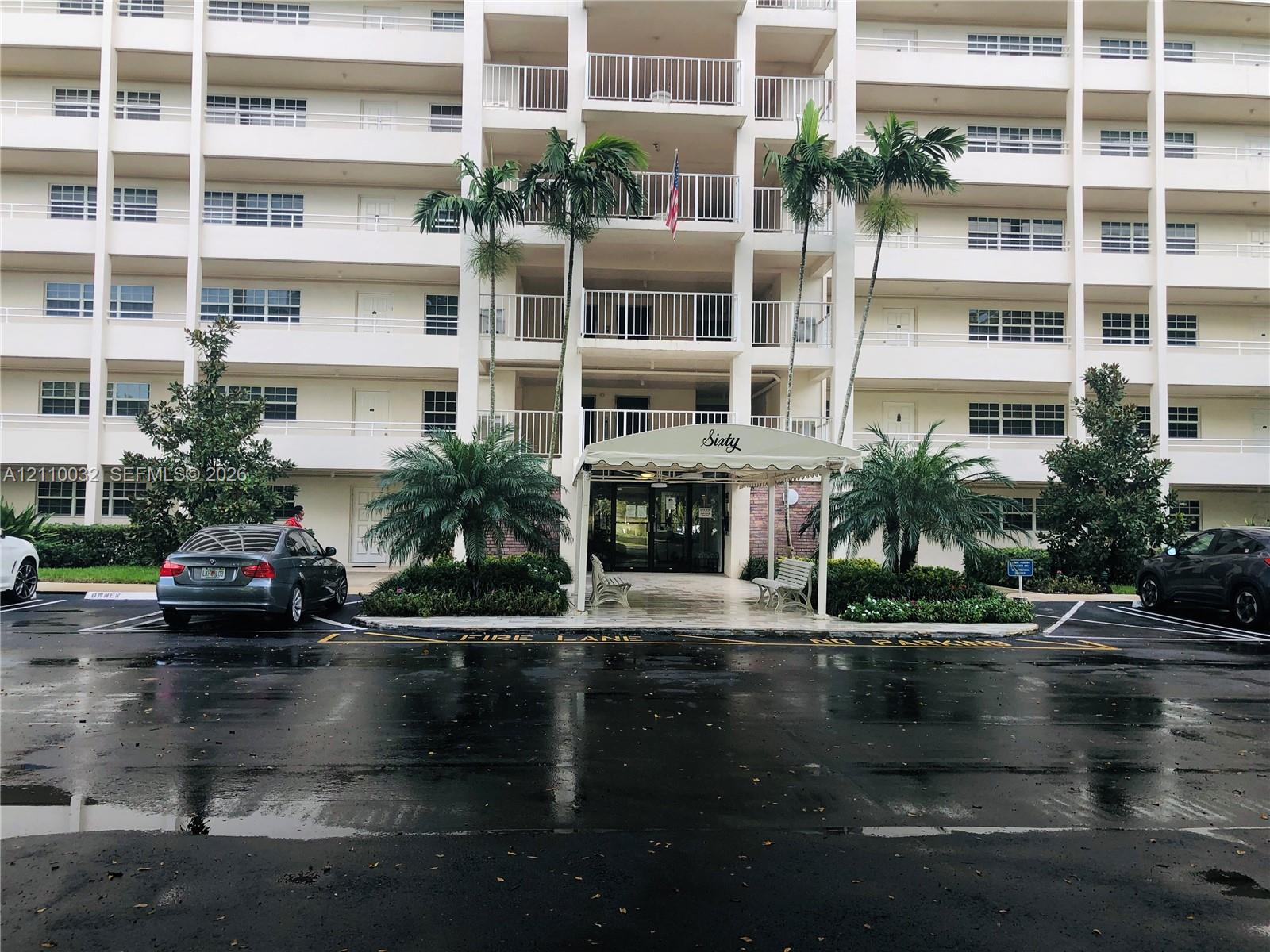 605 Oaks Drive 601