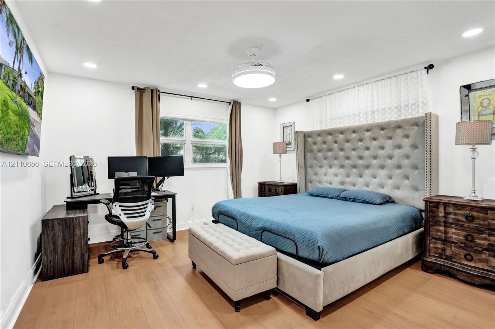 30 NE 48th Court