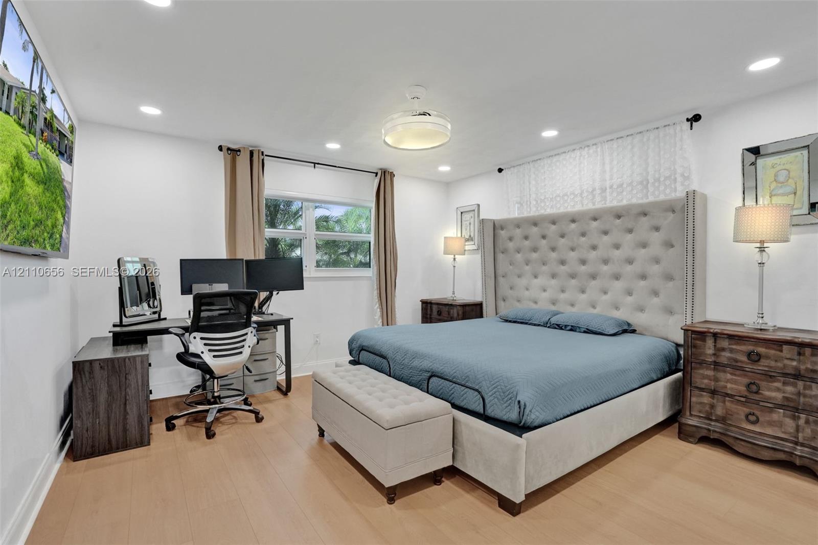 30 NE 48th Court