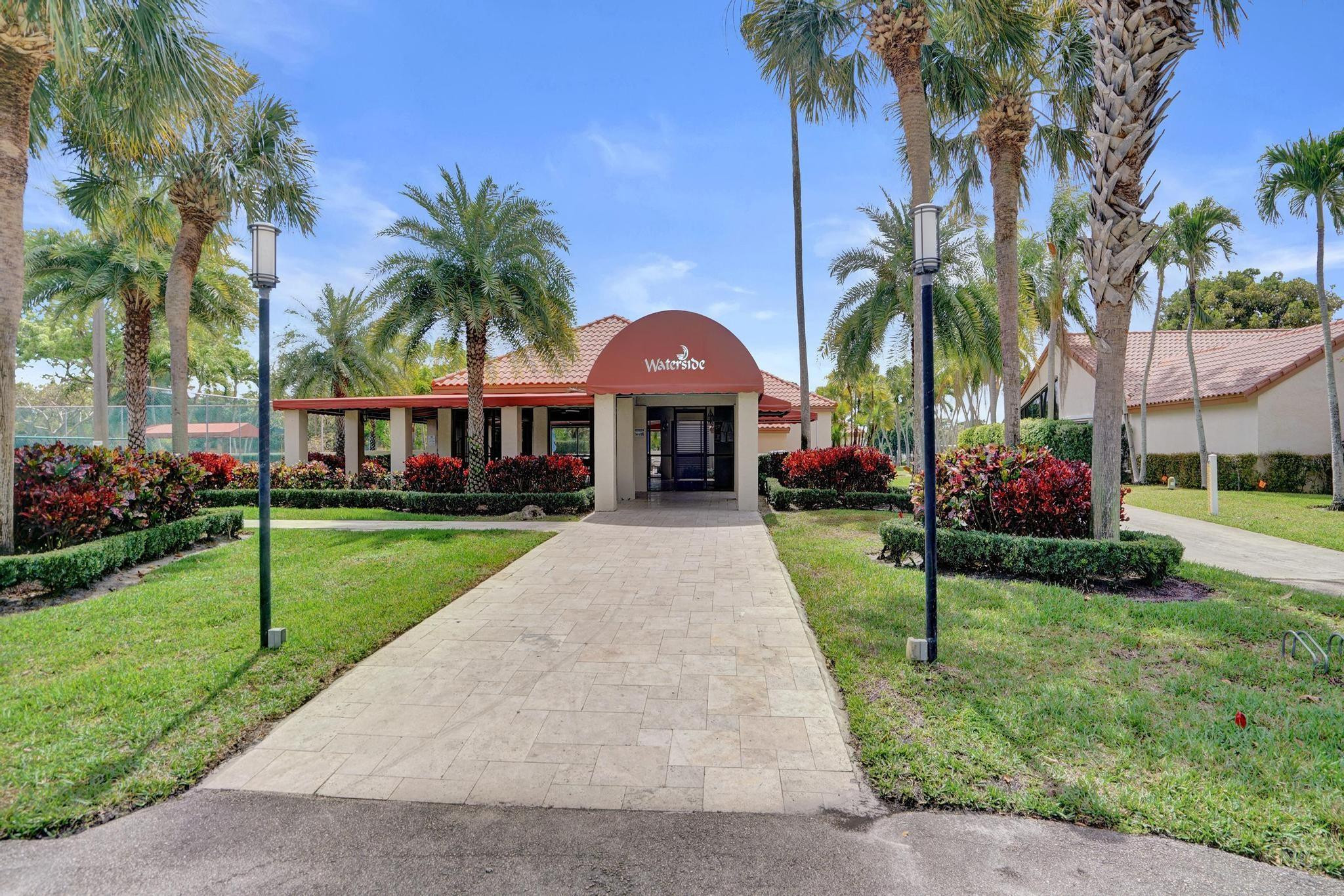 23417 Water Circle