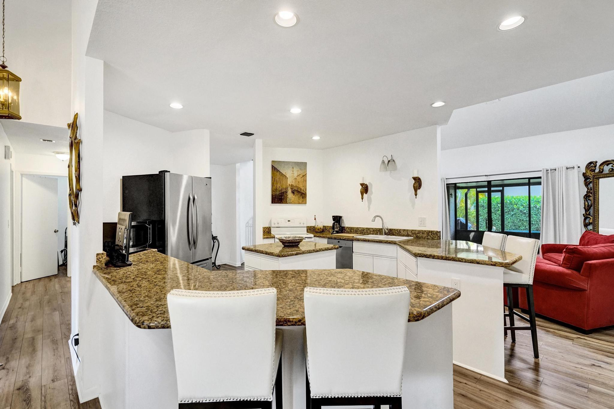 23417 Water Circle