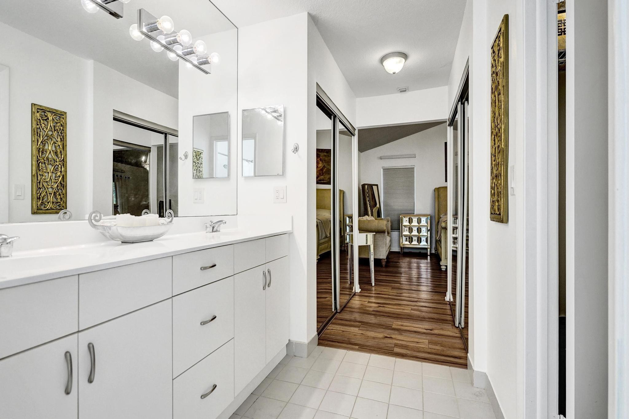 23417 Water Circle