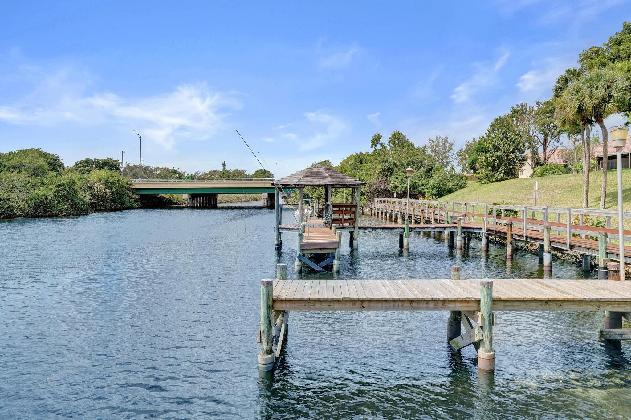 23417 Water Circle