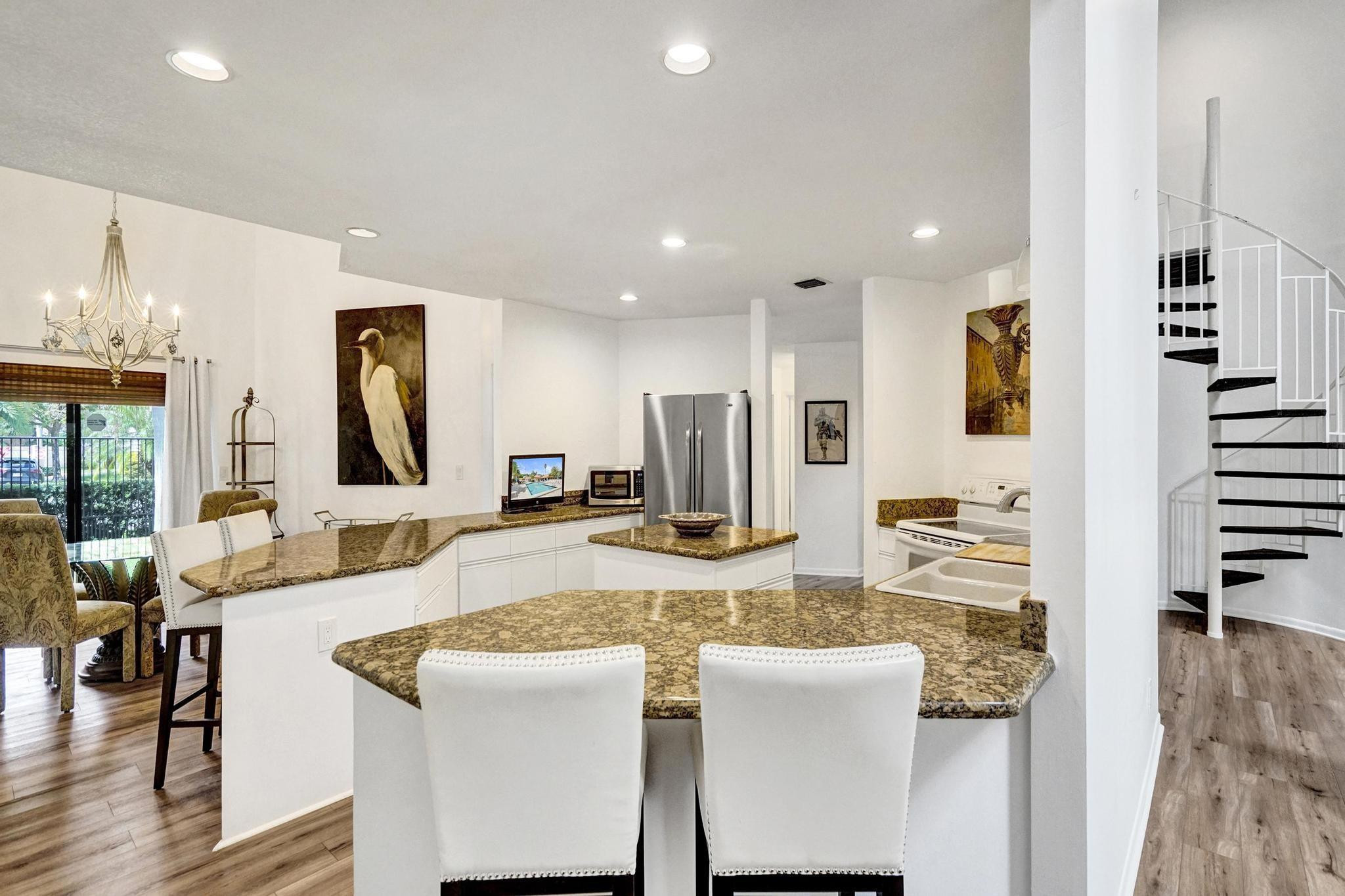 23417 Water Circle