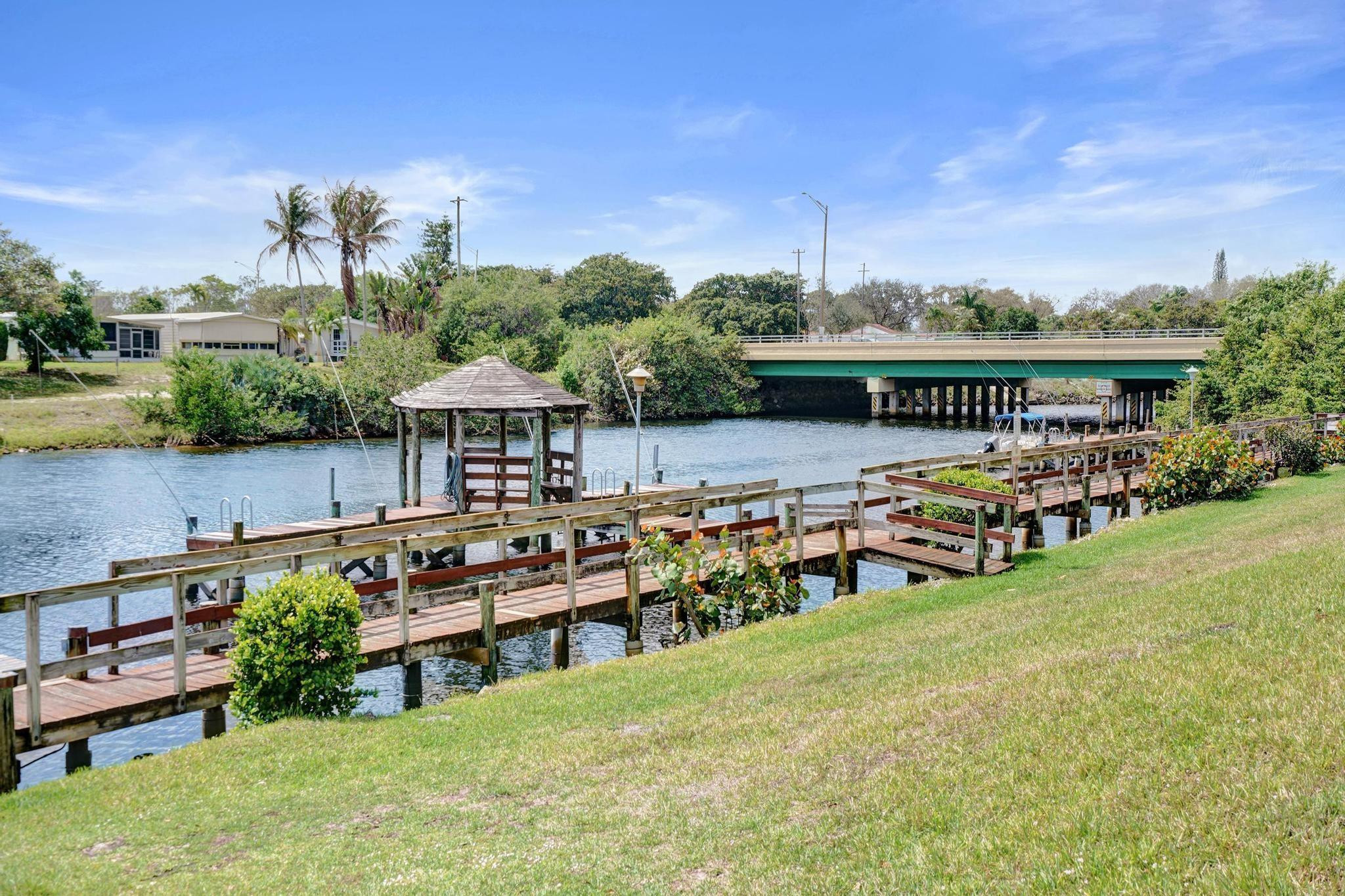 23417 Water Circle