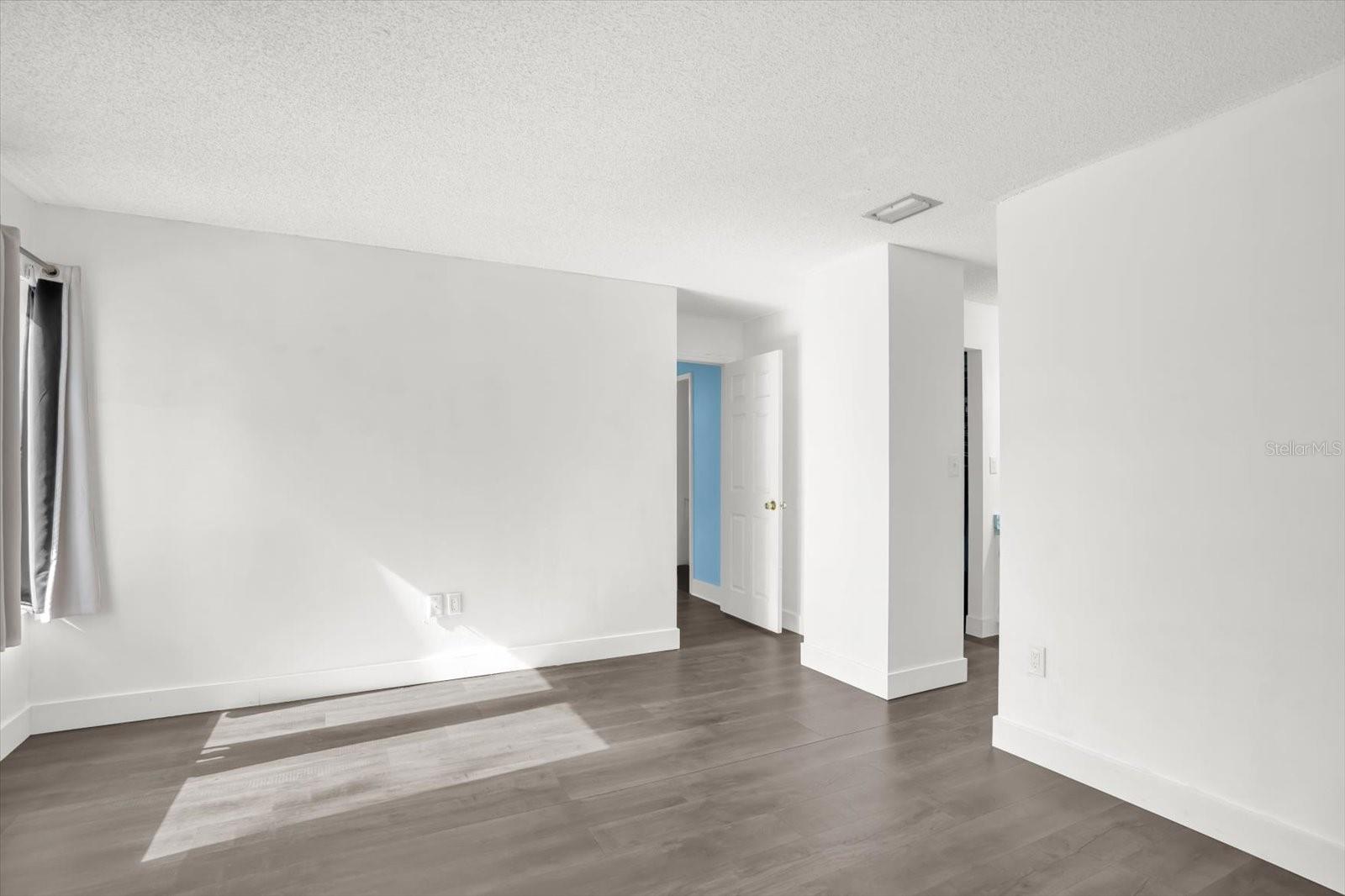 1121 SPRING MEADOW DR #11221