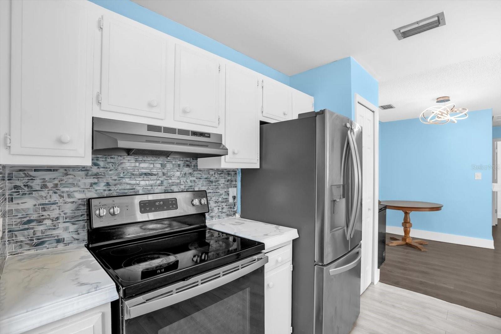 1121 SPRING MEADOW DR #11221