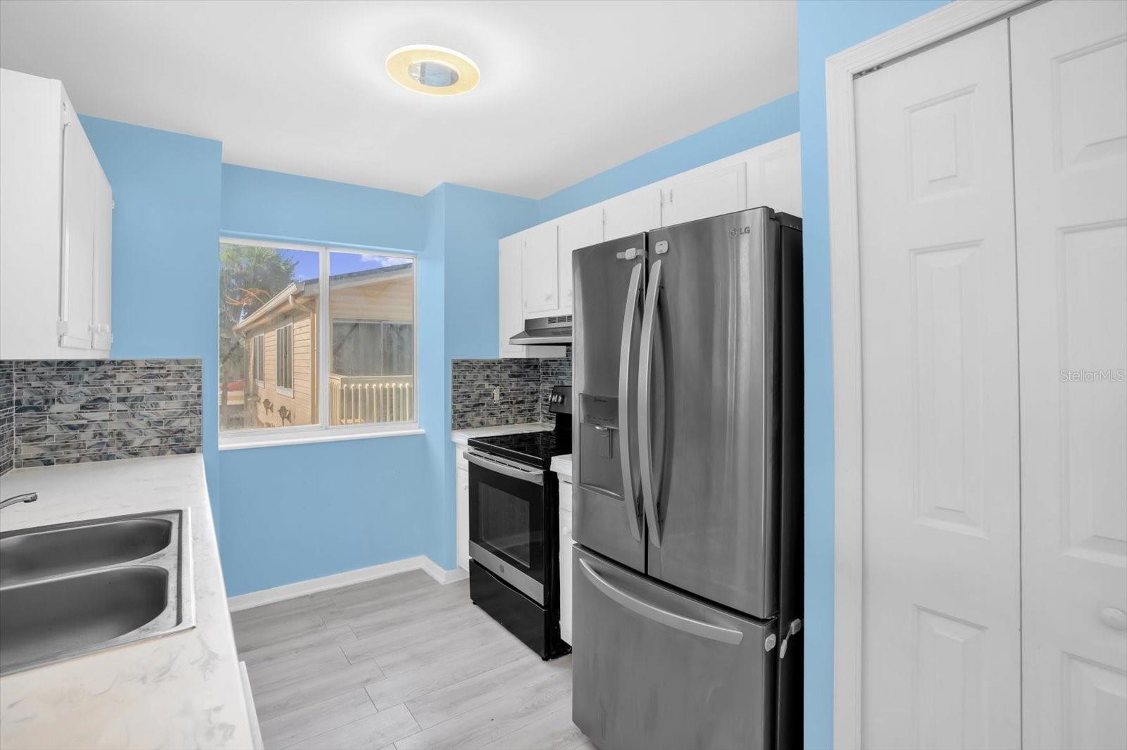 1121 SPRING MEADOW DR #11221