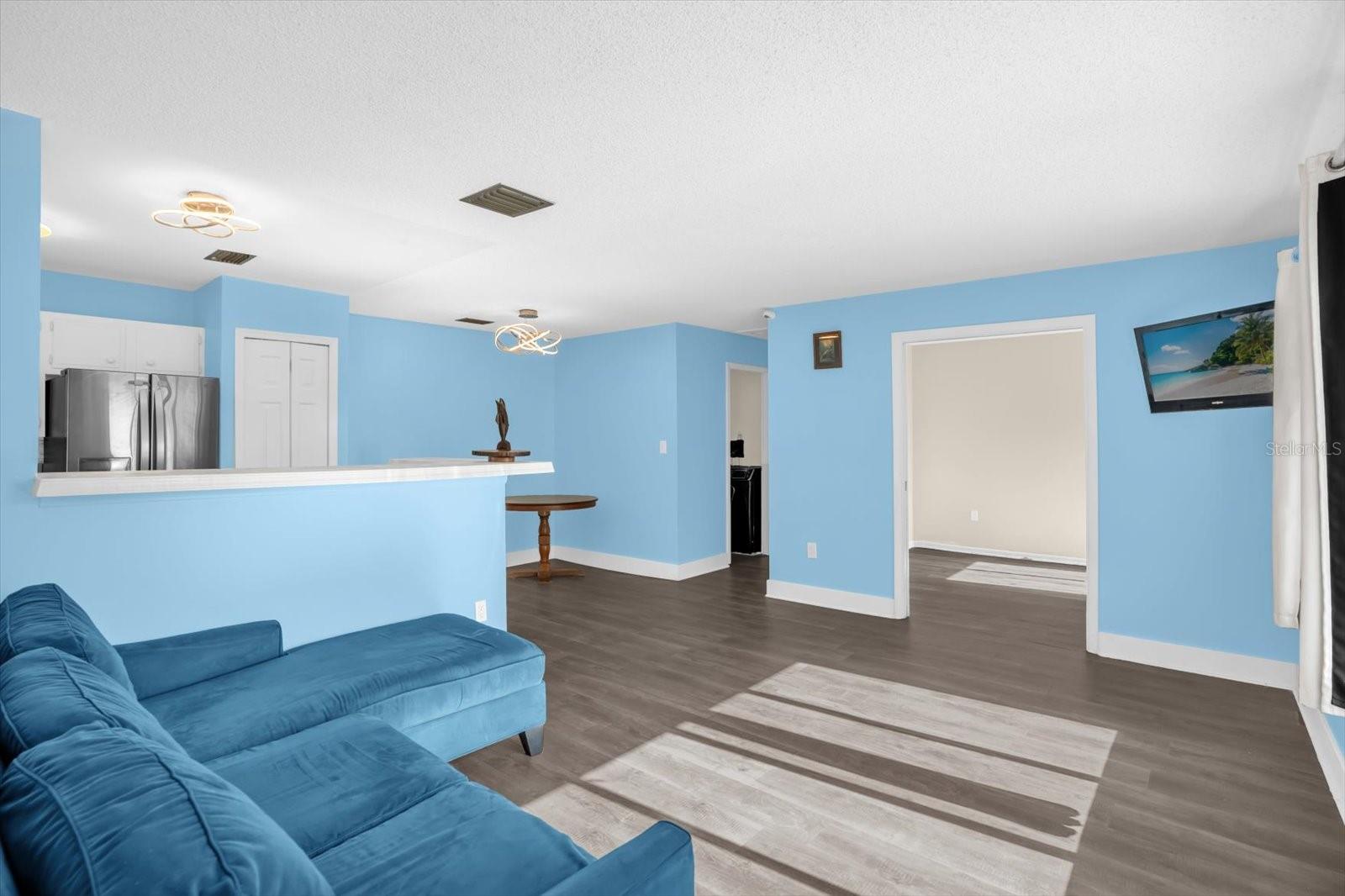 1121 SPRING MEADOW DR #11221