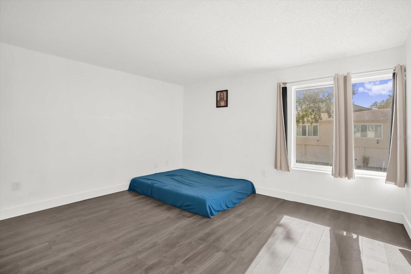 1121 SPRING MEADOW DR #11221