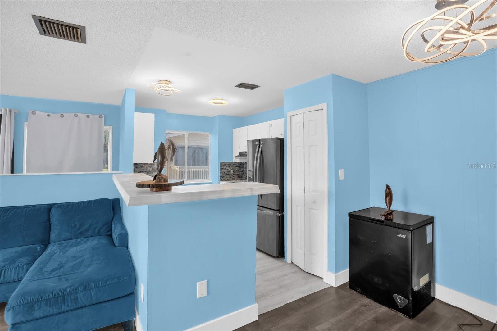 1121 SPRING MEADOW DR #11221