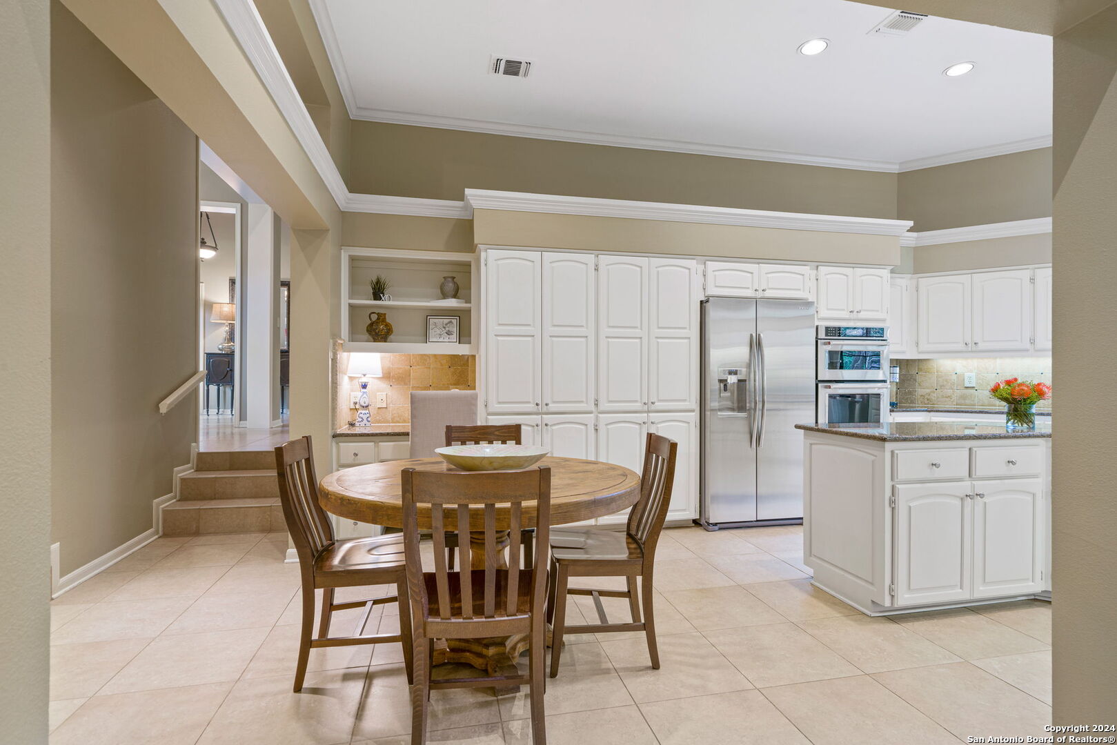 11 INWOOD MANOR
