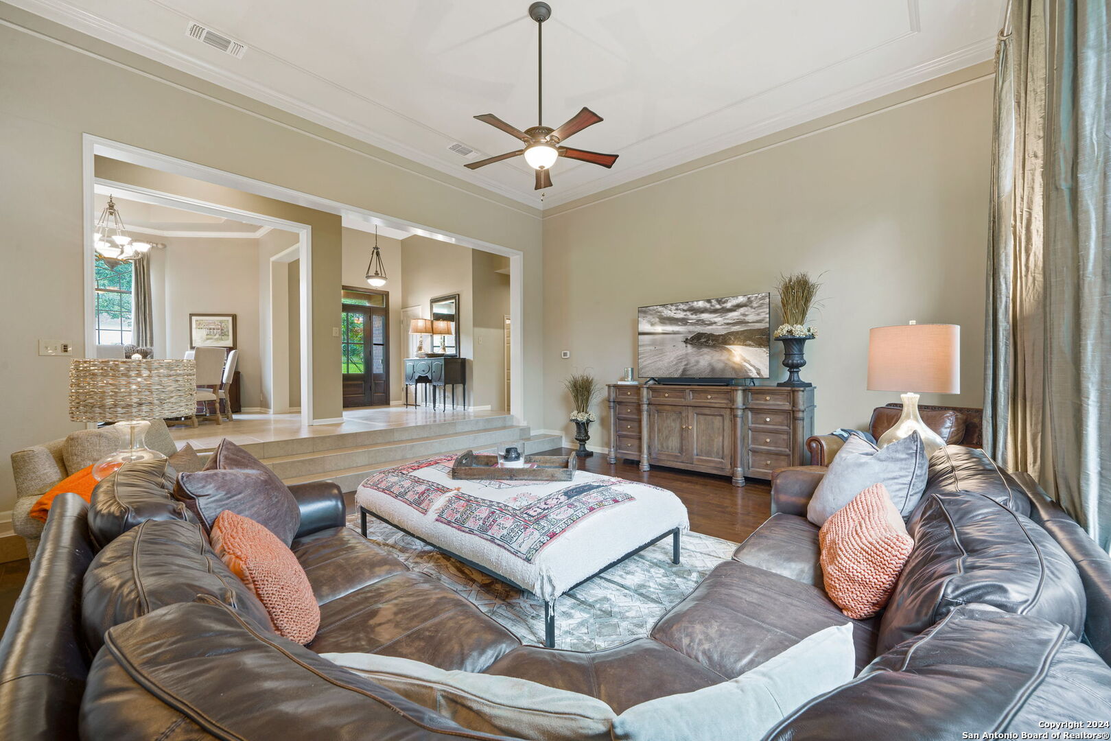 11 INWOOD MANOR