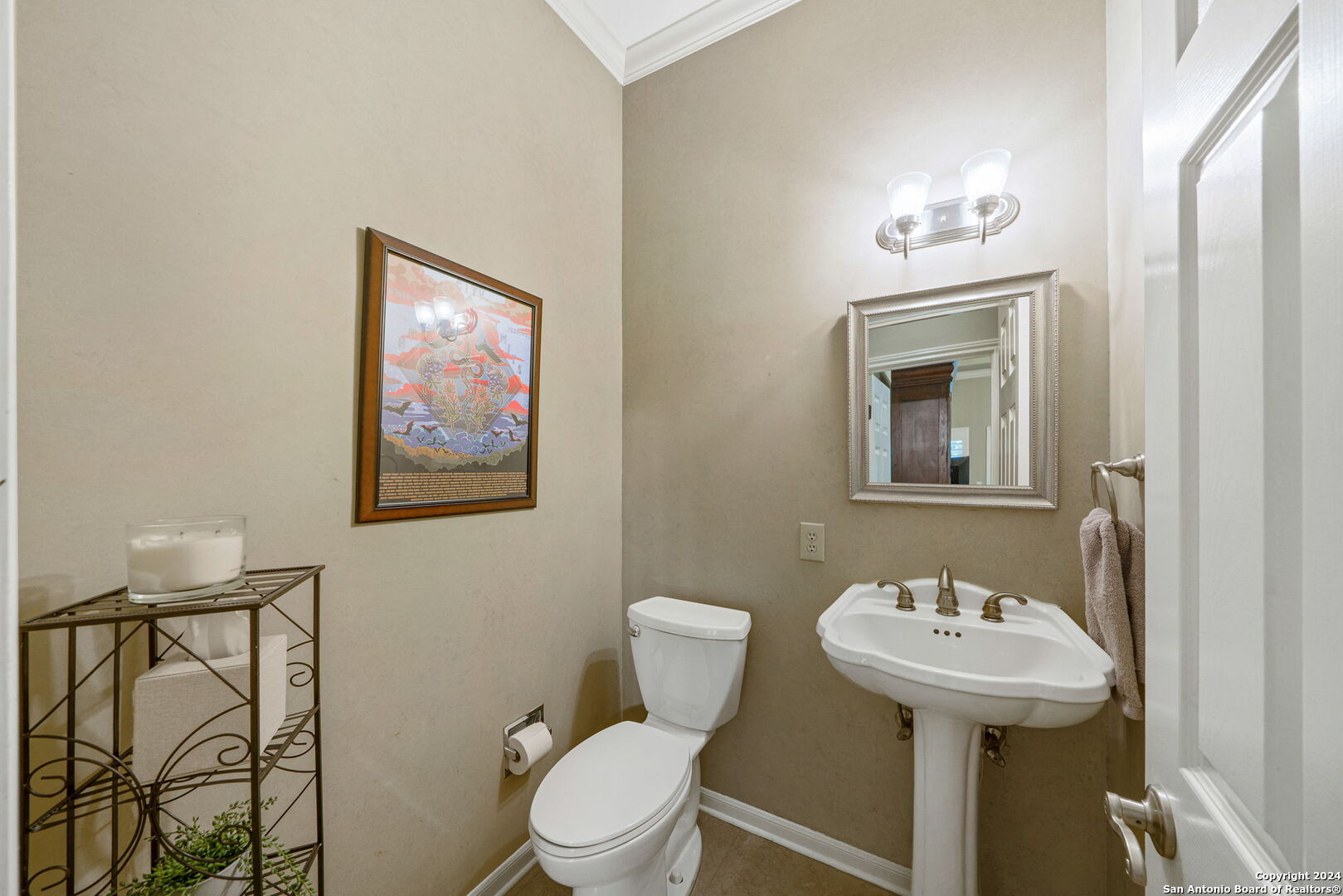 11 INWOOD MANOR