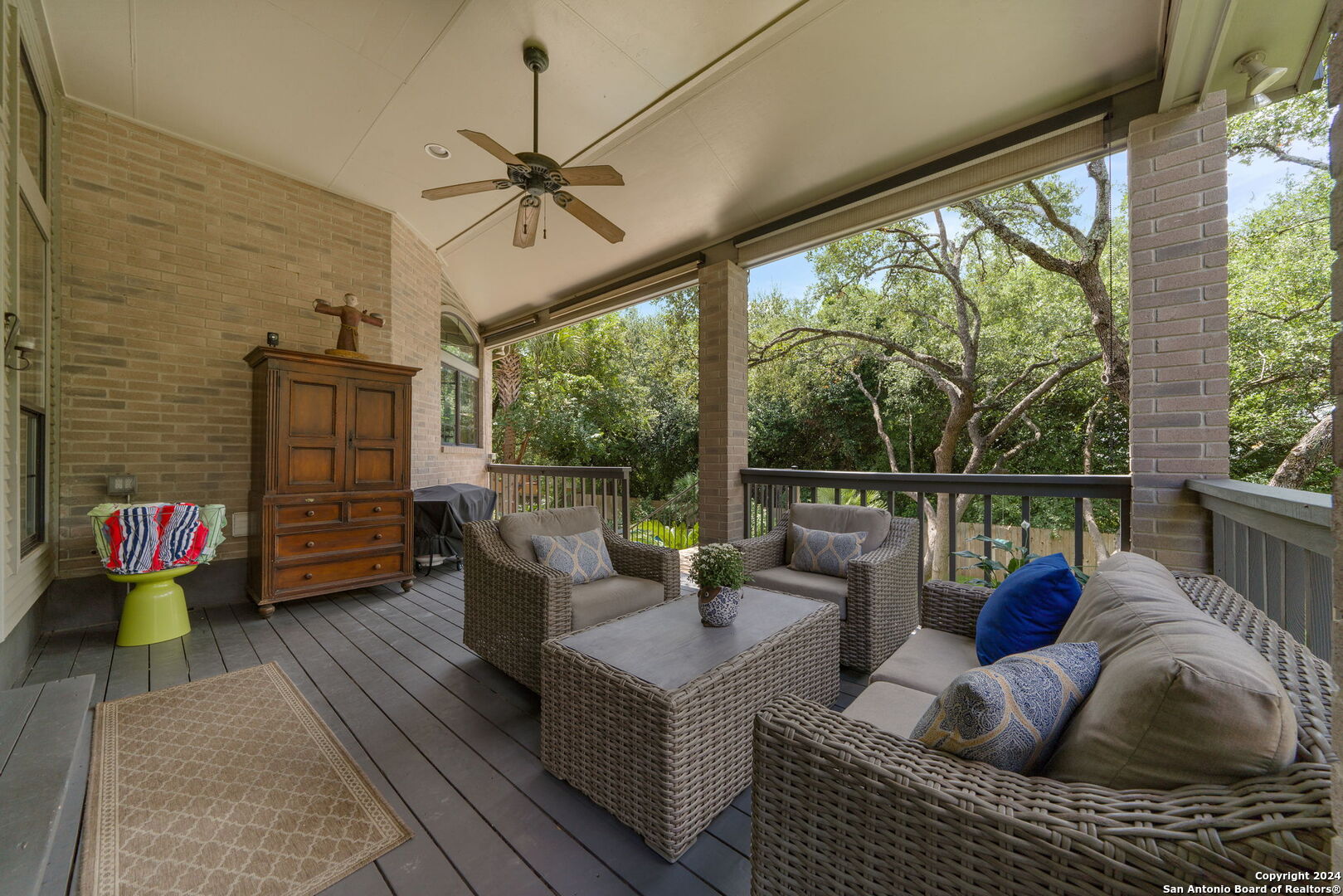 11 INWOOD MANOR