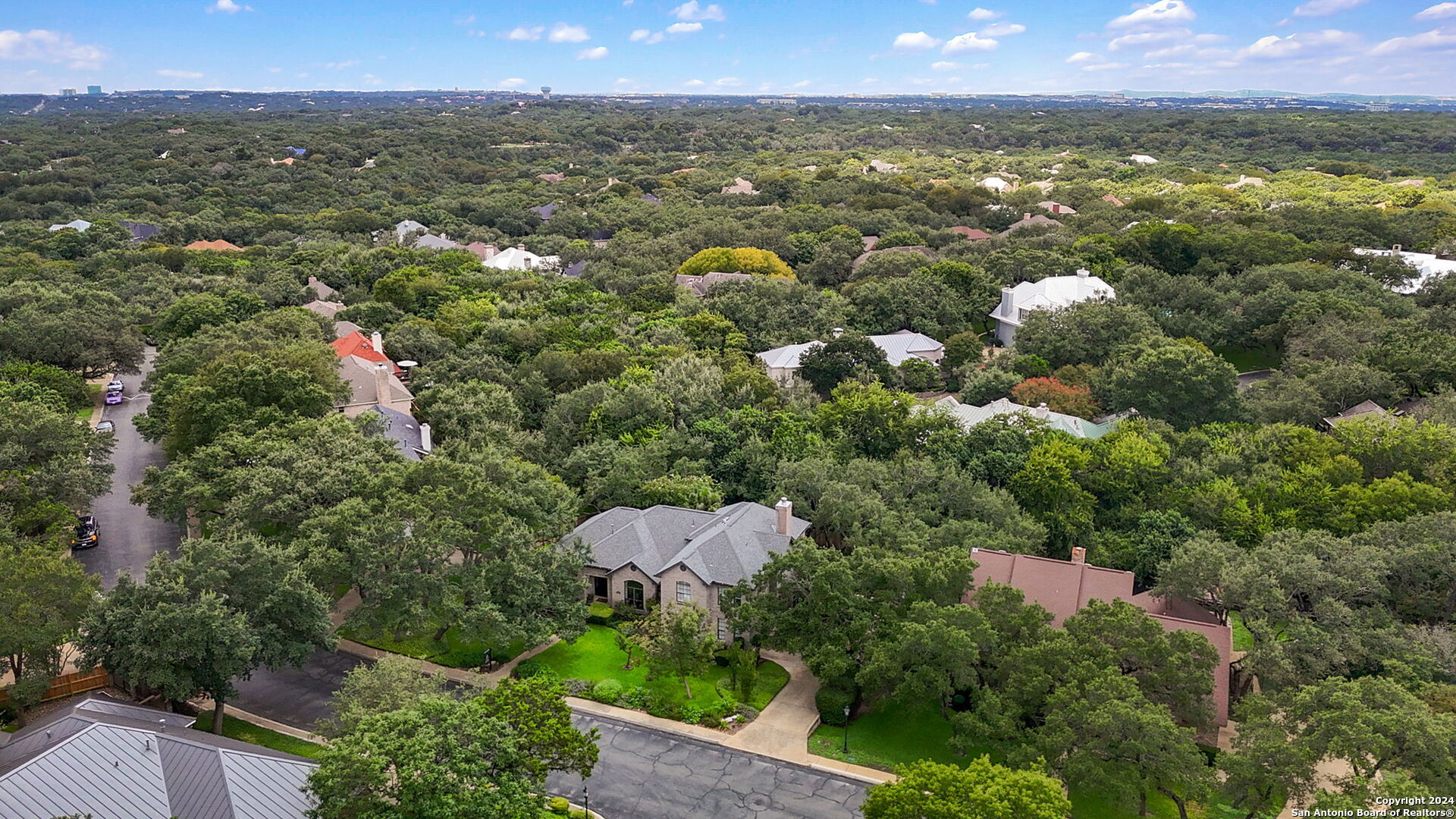 11 INWOOD MANOR