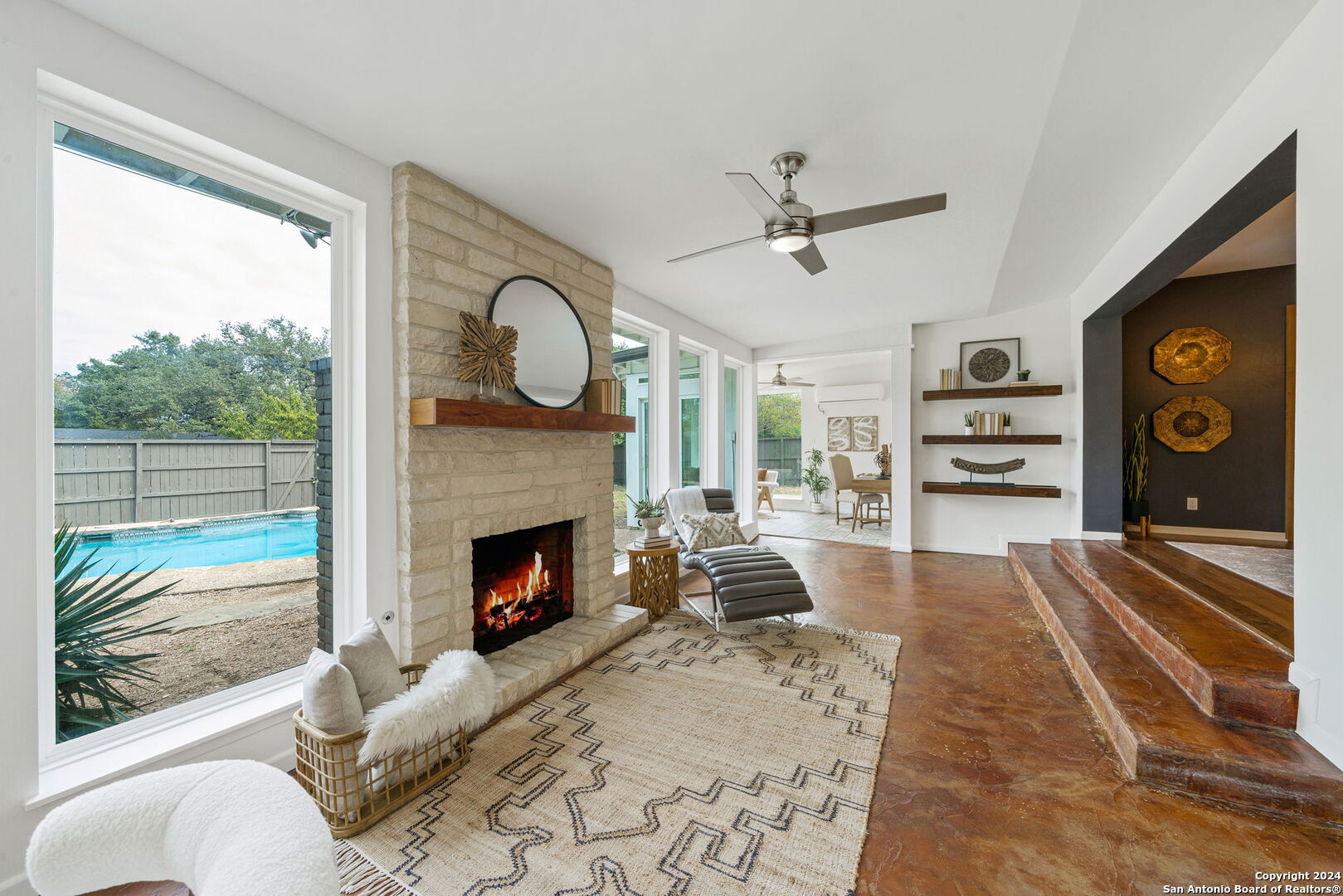 451 Forrest Hill