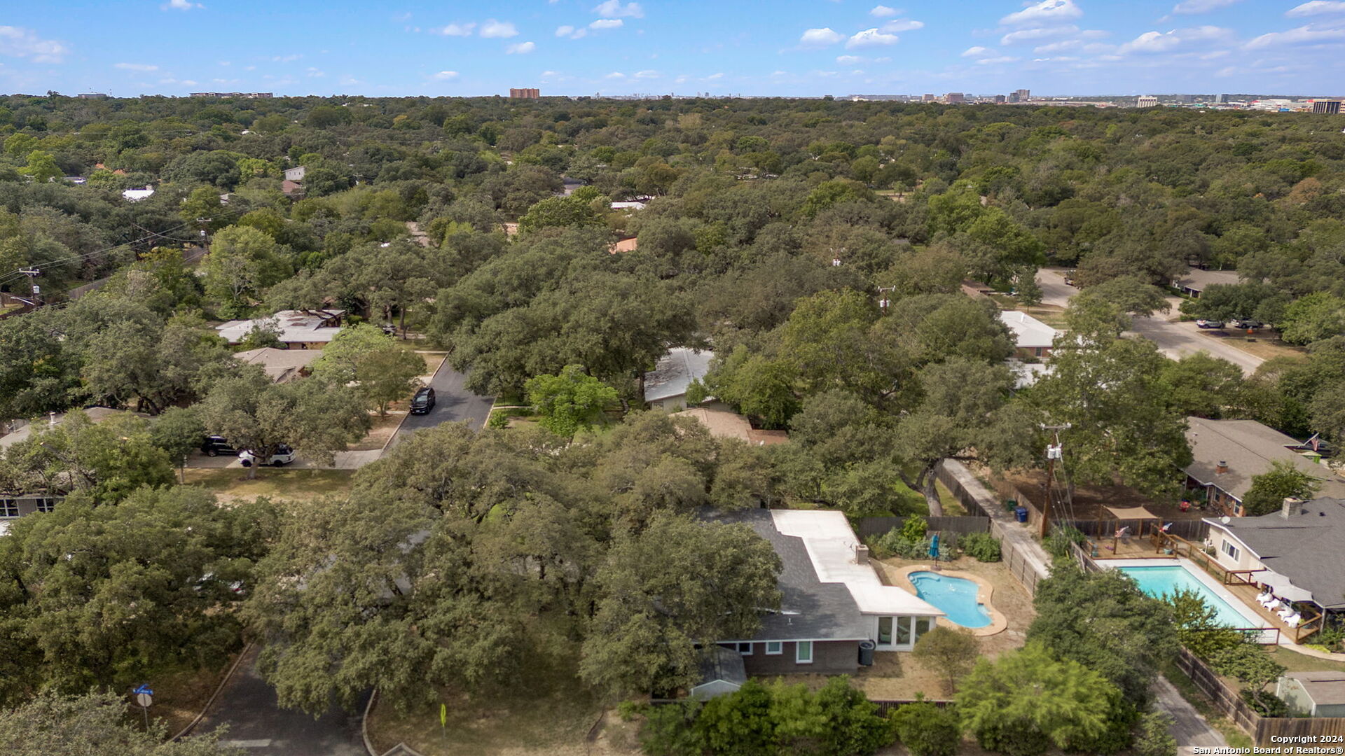 451 Forrest Hill