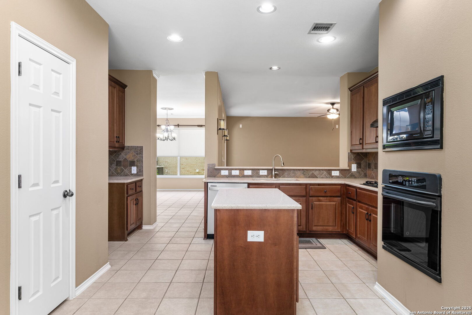 302 ASTER TRAIL