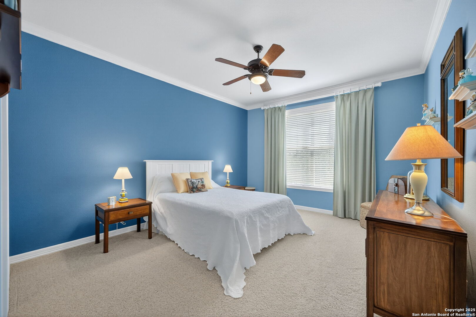 8355 Reunion Oak