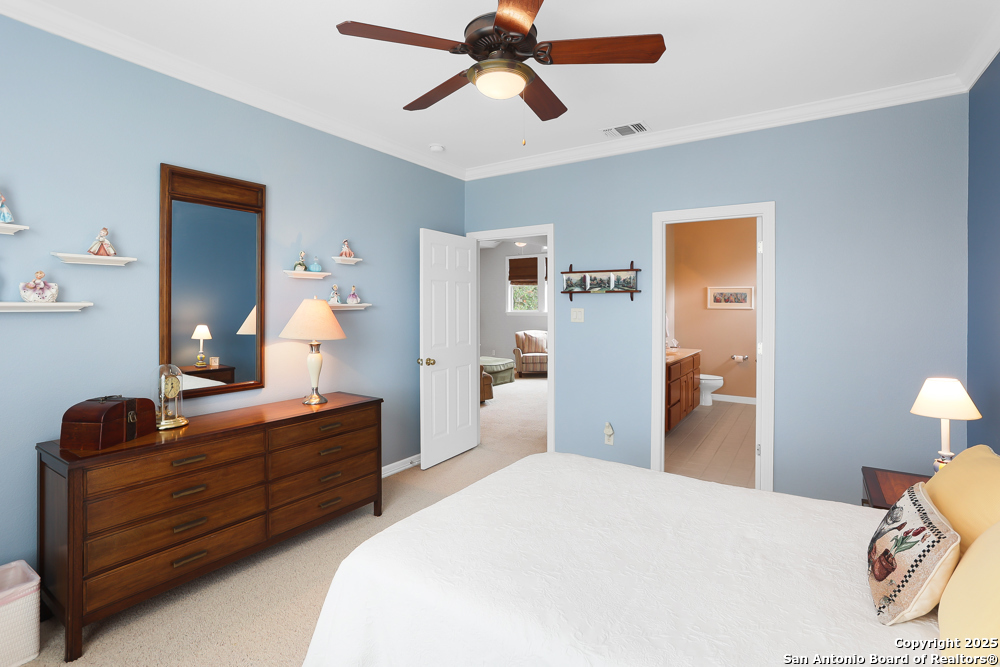 8355 Reunion Oak