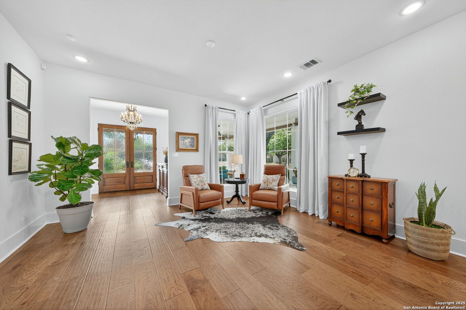 217 W Johnson