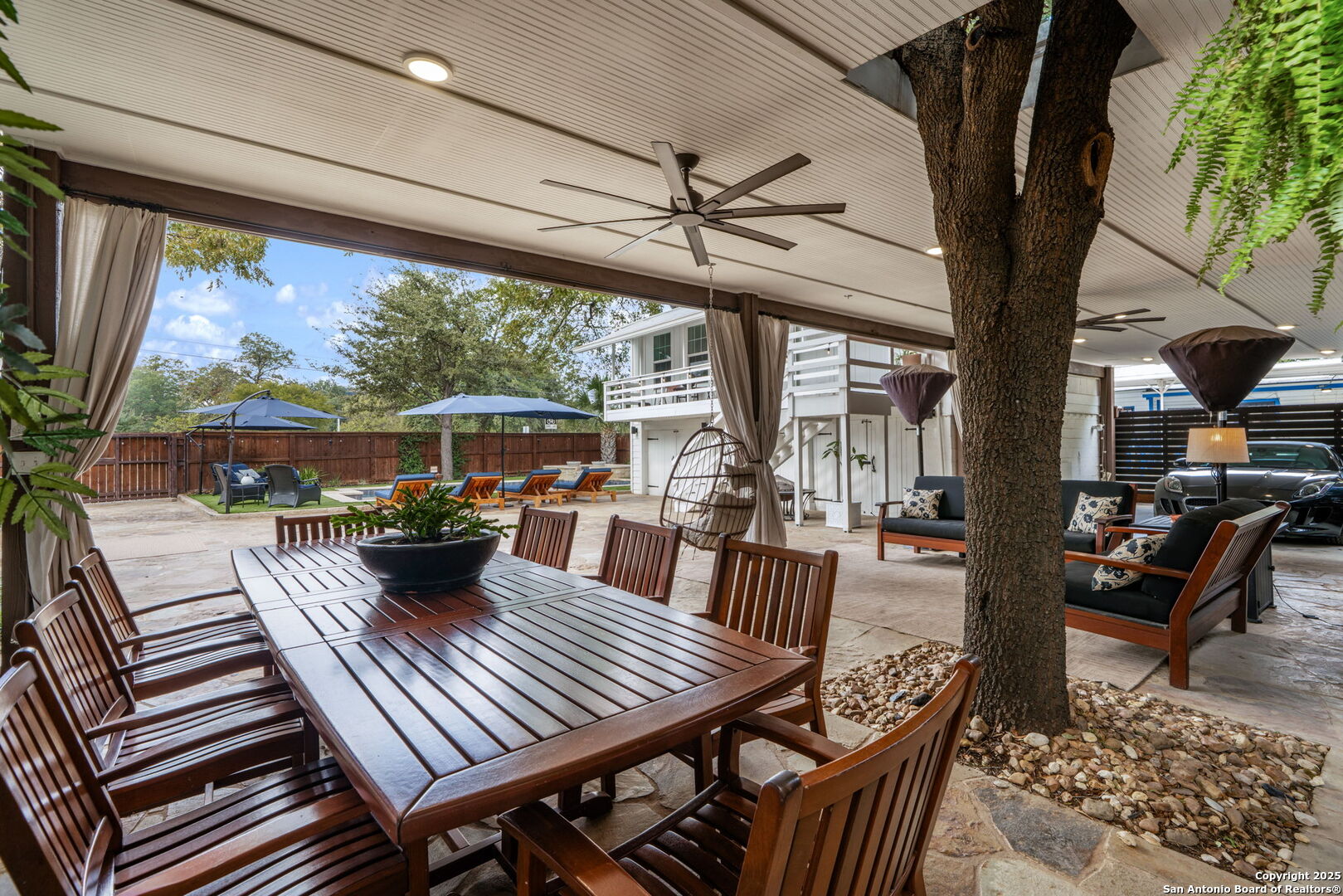 217 W Johnson