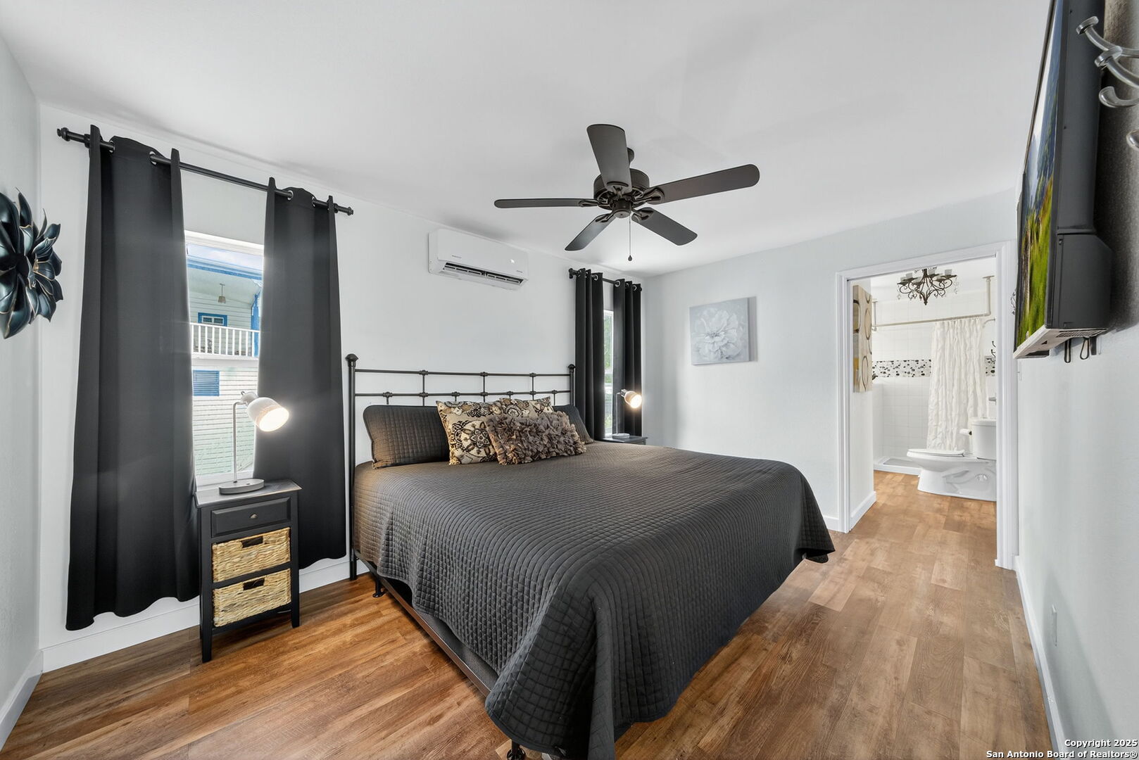 217 W Johnson