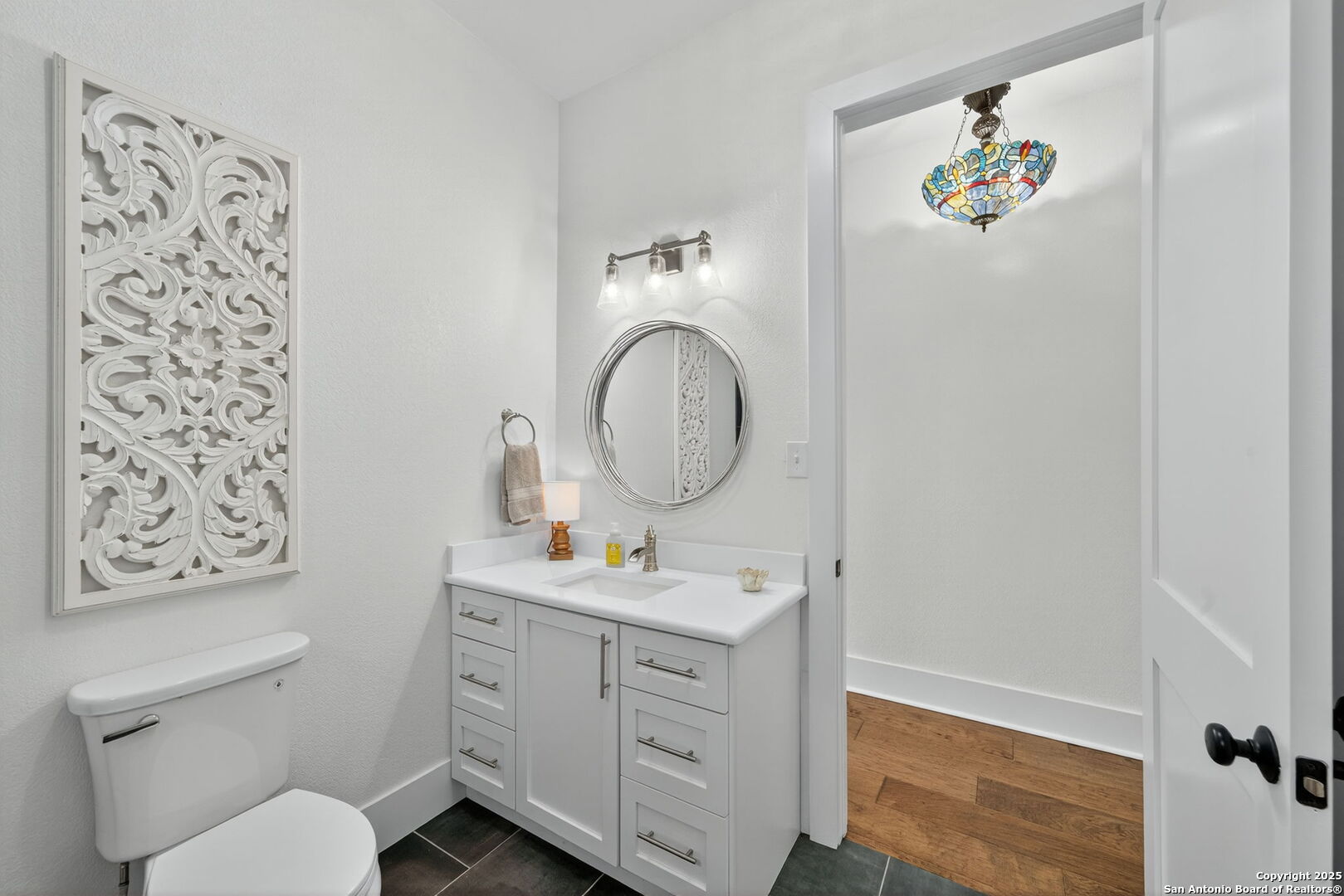 217 W Johnson