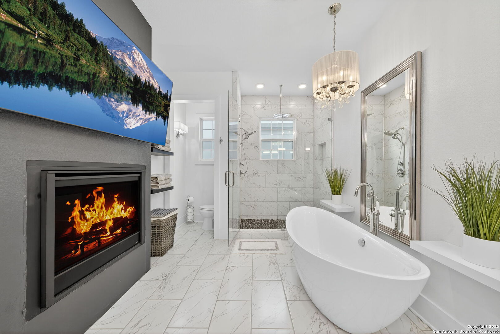 217 W Johnson