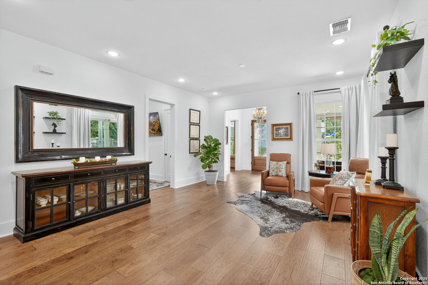 217 W Johnson